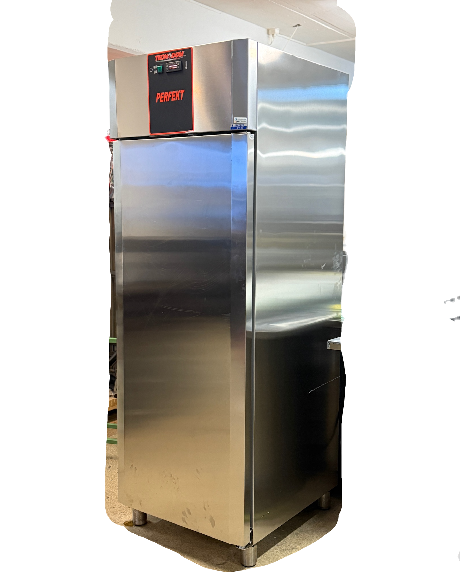 SELT / SOLD Tecnodom Perfekt 700 Stálfrystir frá BVT