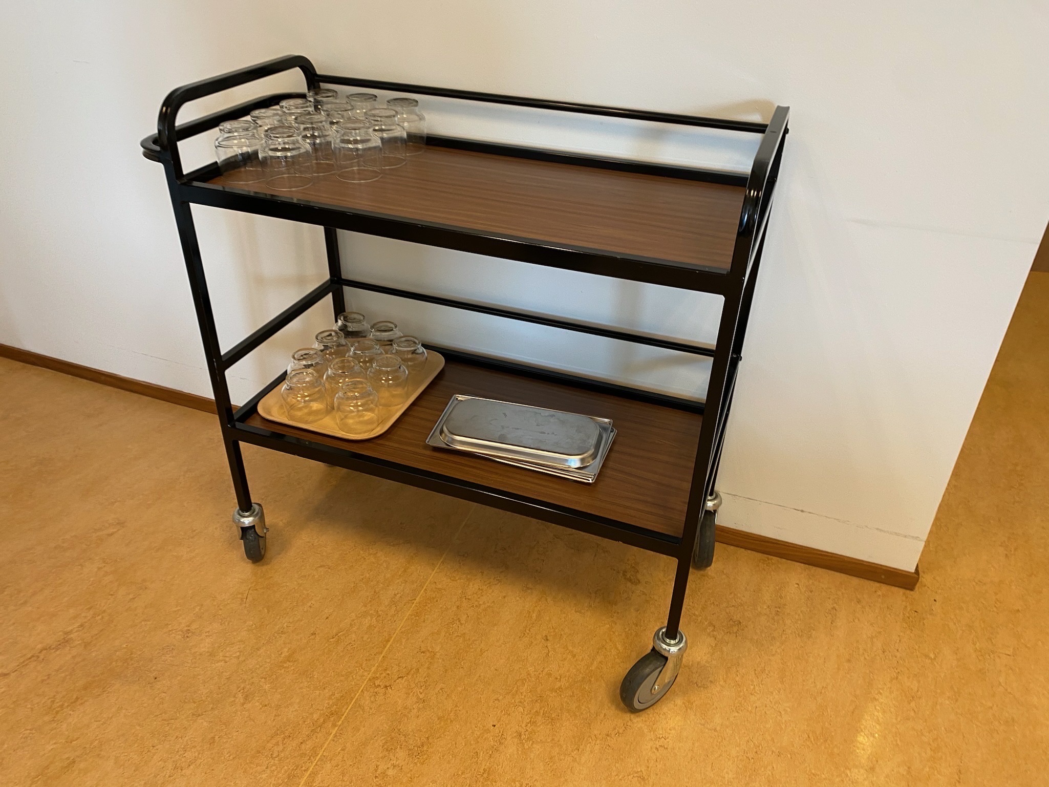 SELT / SOLD Hjólaborð 98x43x-H84 - 1 stki - 4 stærðir - Alþingi 6