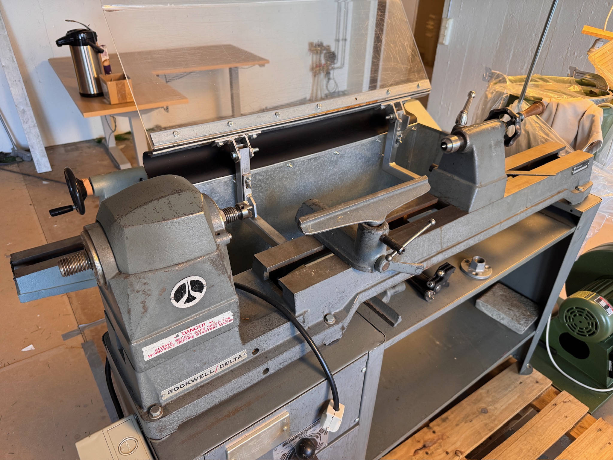 SELT / SOLD Rockwell rennibekkur 2