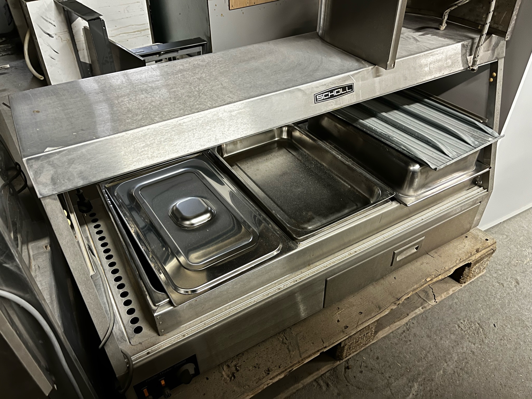 SELT / SOLD Hitaborð Scholl - HeisseTheke 28000 2
