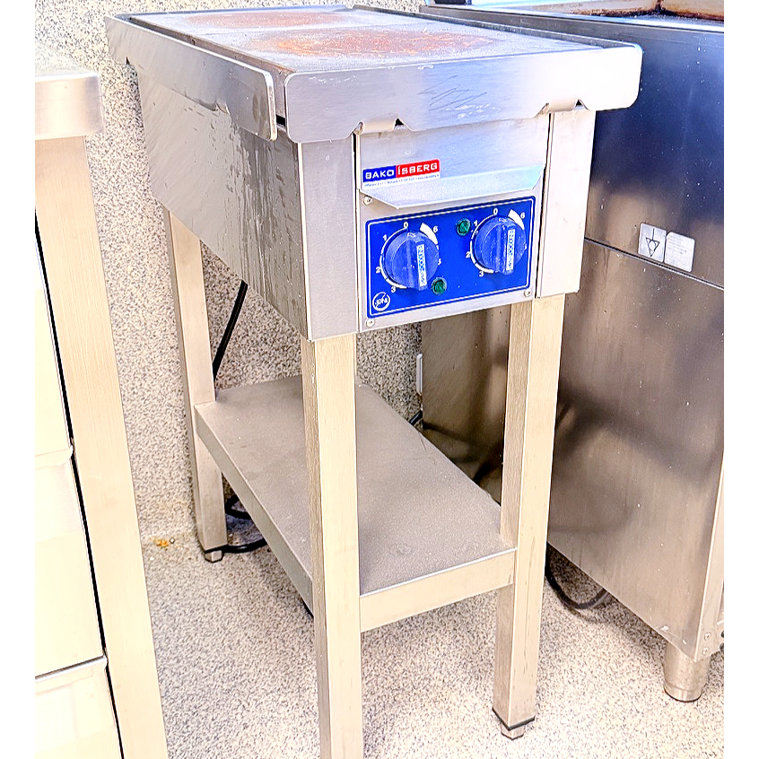 SELT / SOLD Jöni Foodline helluborð, B46xD86xH90sm.
