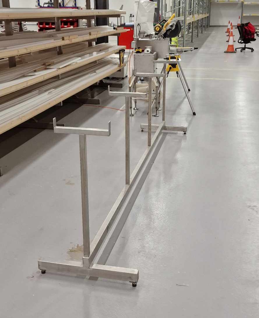 SELT / SOLD Öflug Dewalt DWS727 Geirungssög 250mm 1675W - framlenging 3