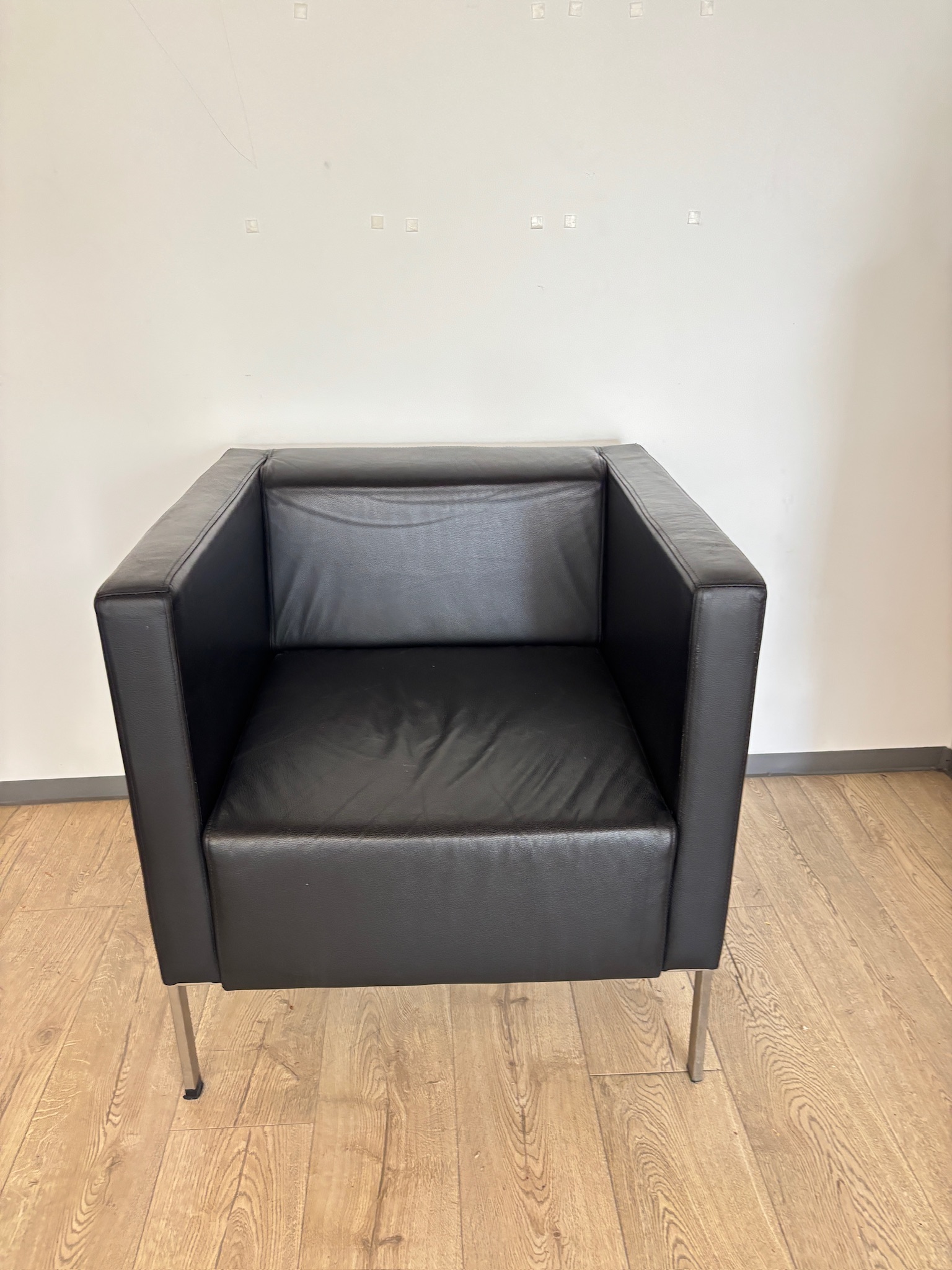 SELT / SOLD ProLogus leðurstóll 4