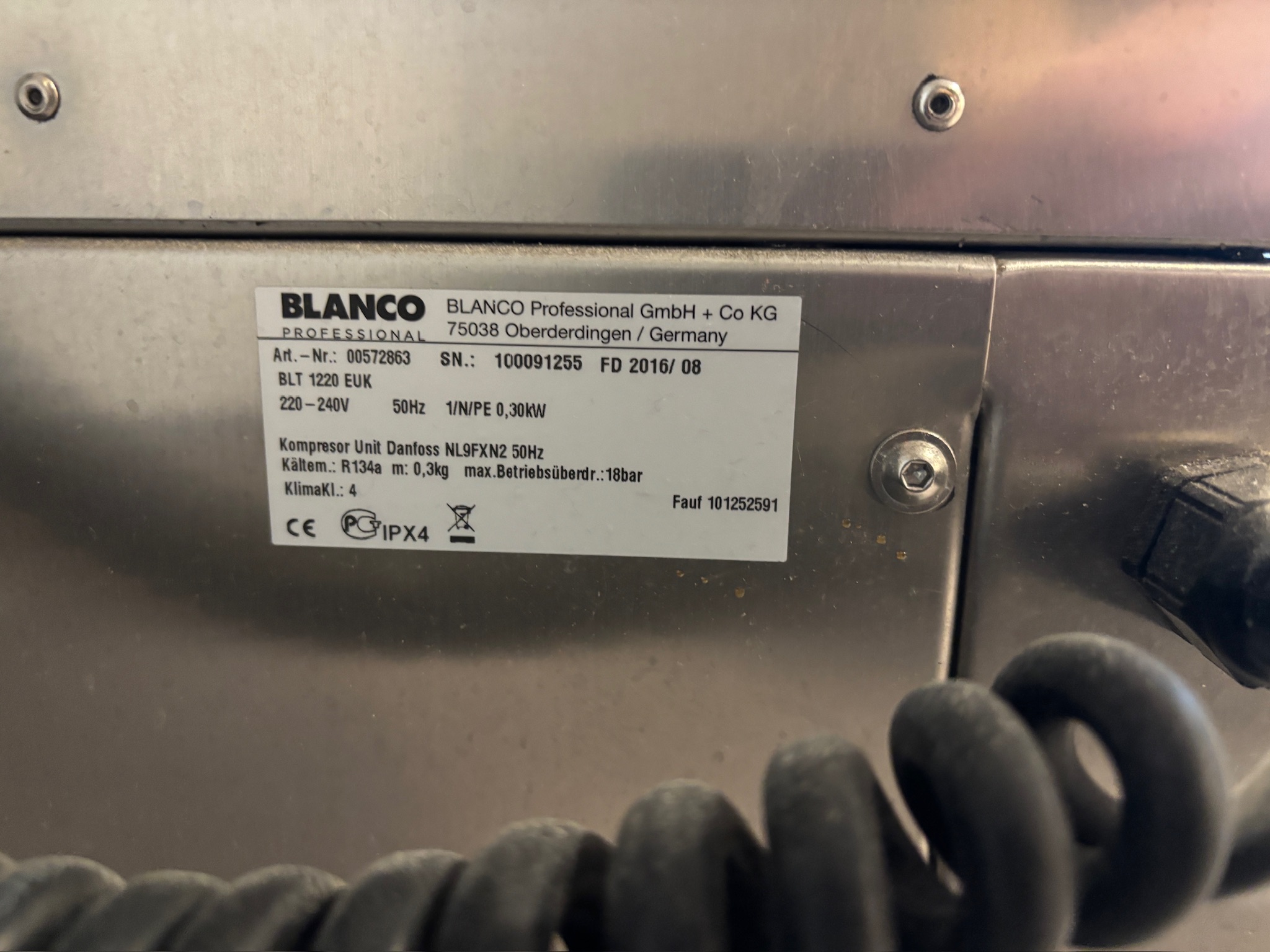 SELT / SOLD Blanco kæliskápur á hjólum frá BVT, 20 hillur (2 stk.) 10