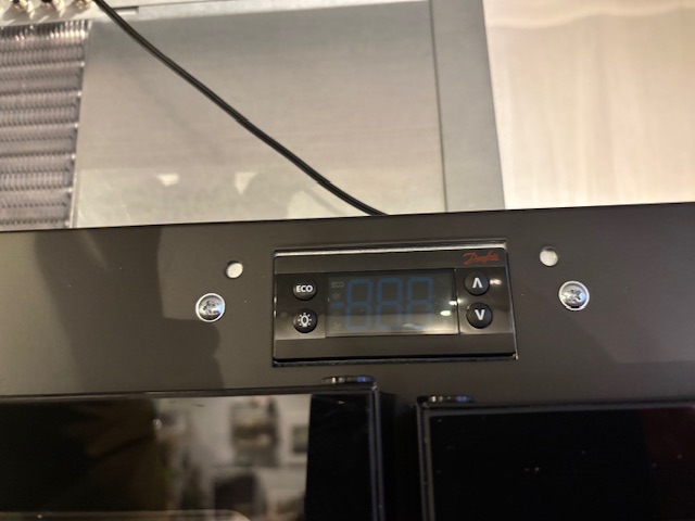 SELT / SOLD Celit display kælir frá BVT, 862ltr., 2025 2