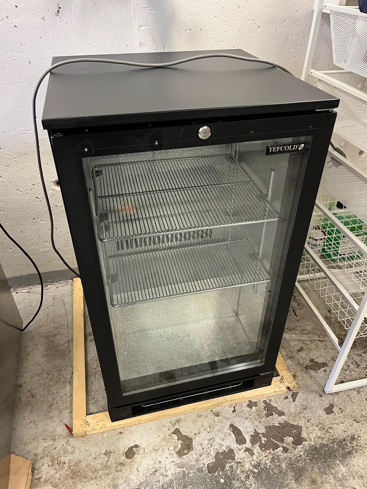SELT / SOLD Tefcold undirborðskælir frá Kælitækni, H87sm.