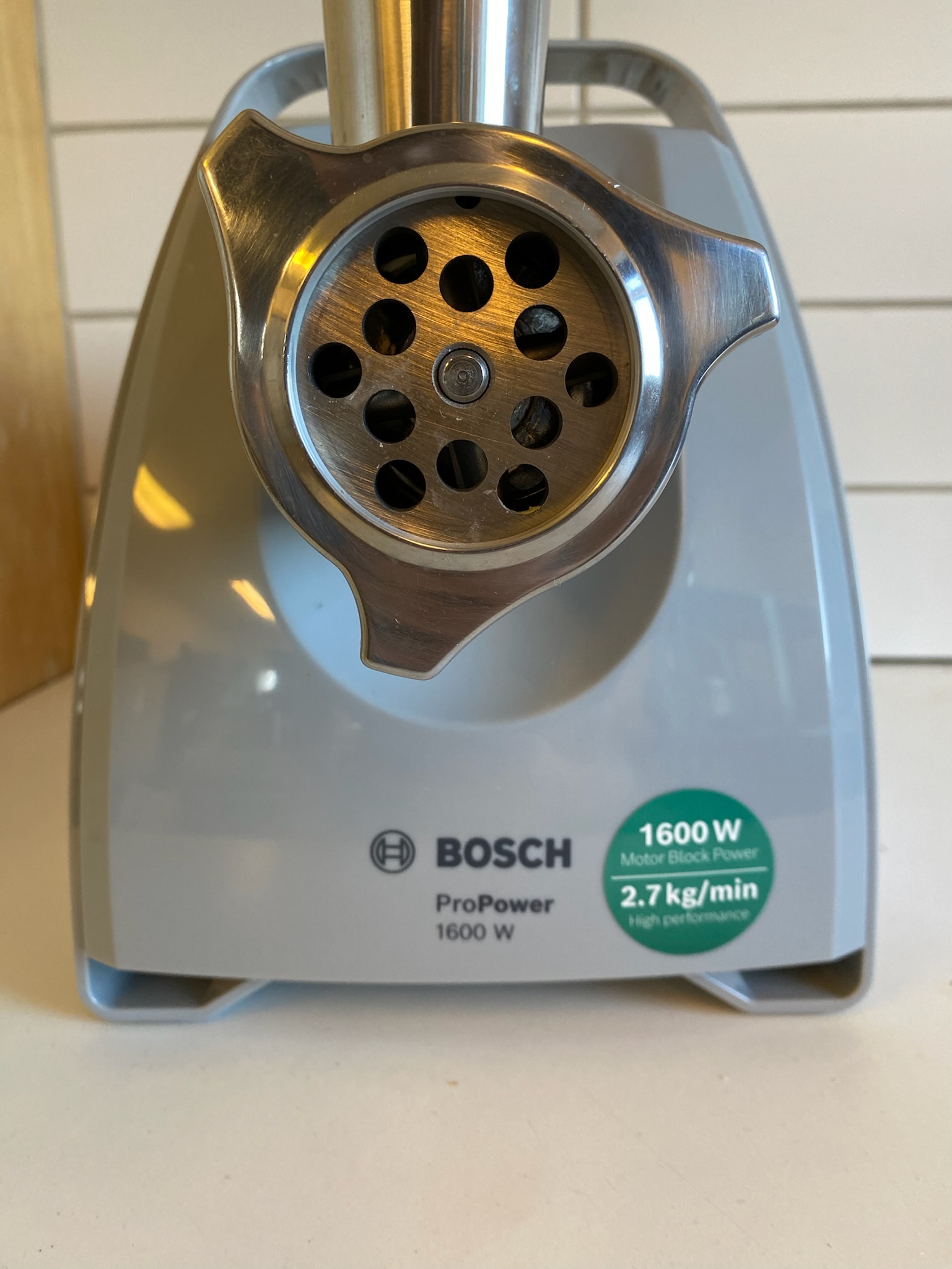 SELT / SOLD Bosch hakkavél 6
