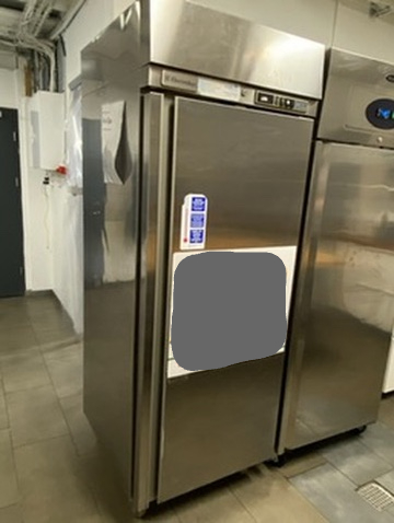 SELT / SOLD Electrolux kælir, H200 x B72 x D78 sm.