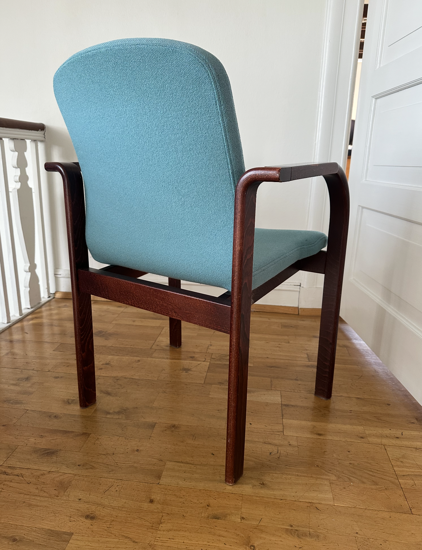 SELT / SOLD Fundarstólar 2