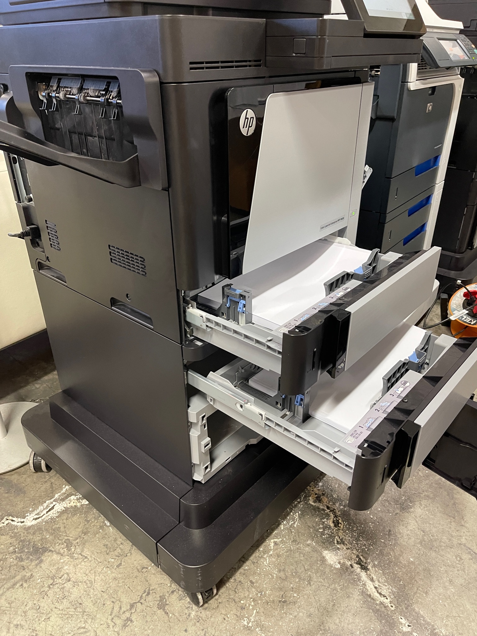 SELT / SOLD HP Laserjet litaprentari/Scan Enterprise MFP M680 + 4 tonerhylki 3