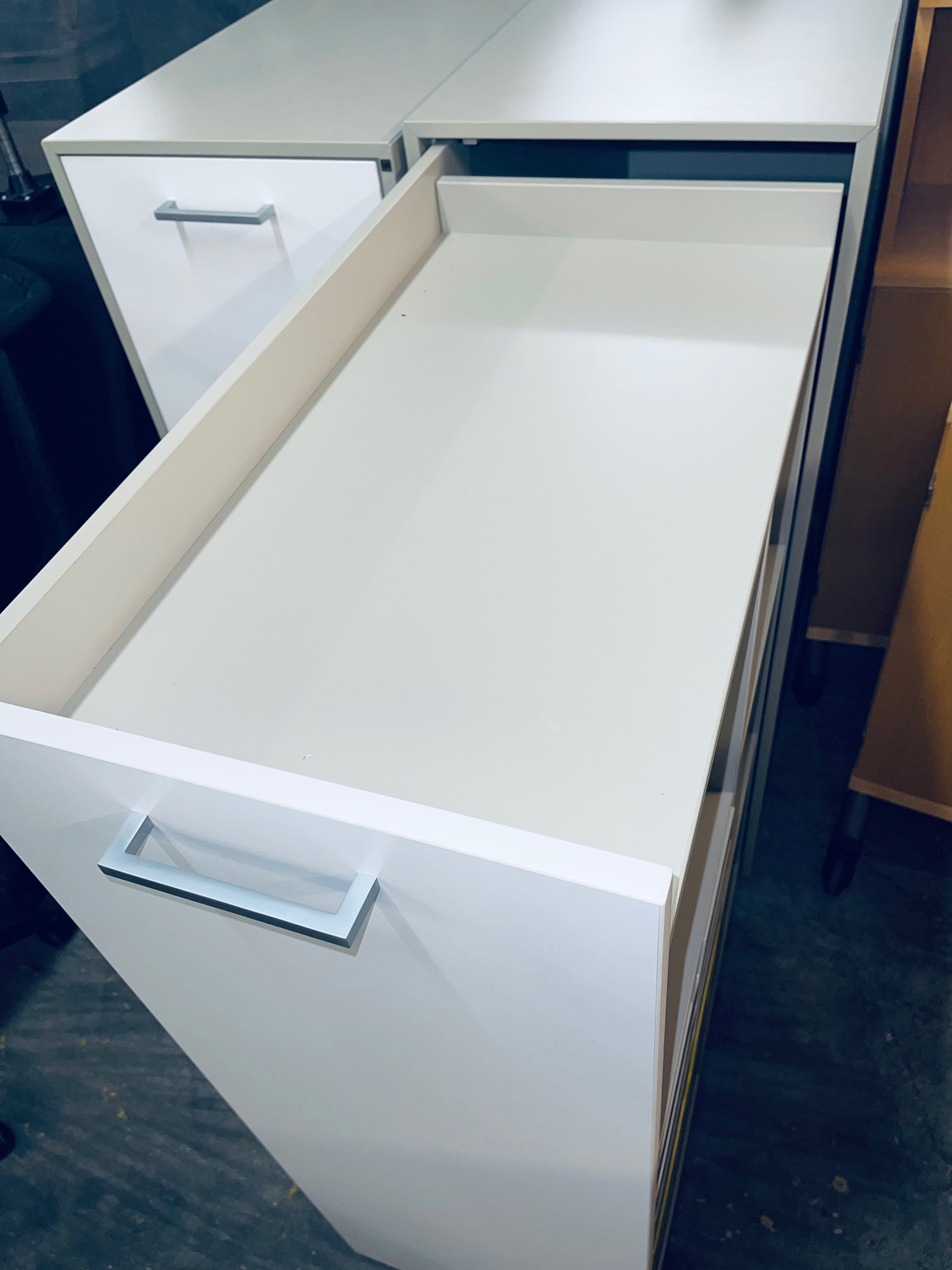 SELT / SOLD Cube Design Quadro turnskápur 10