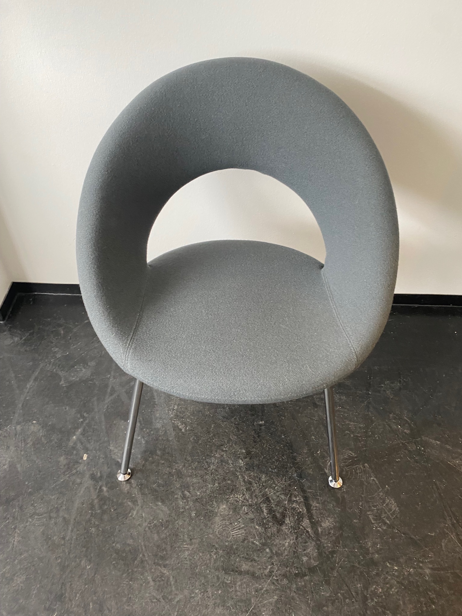 SELT / SOLD Artifort hönnunarstóll 4