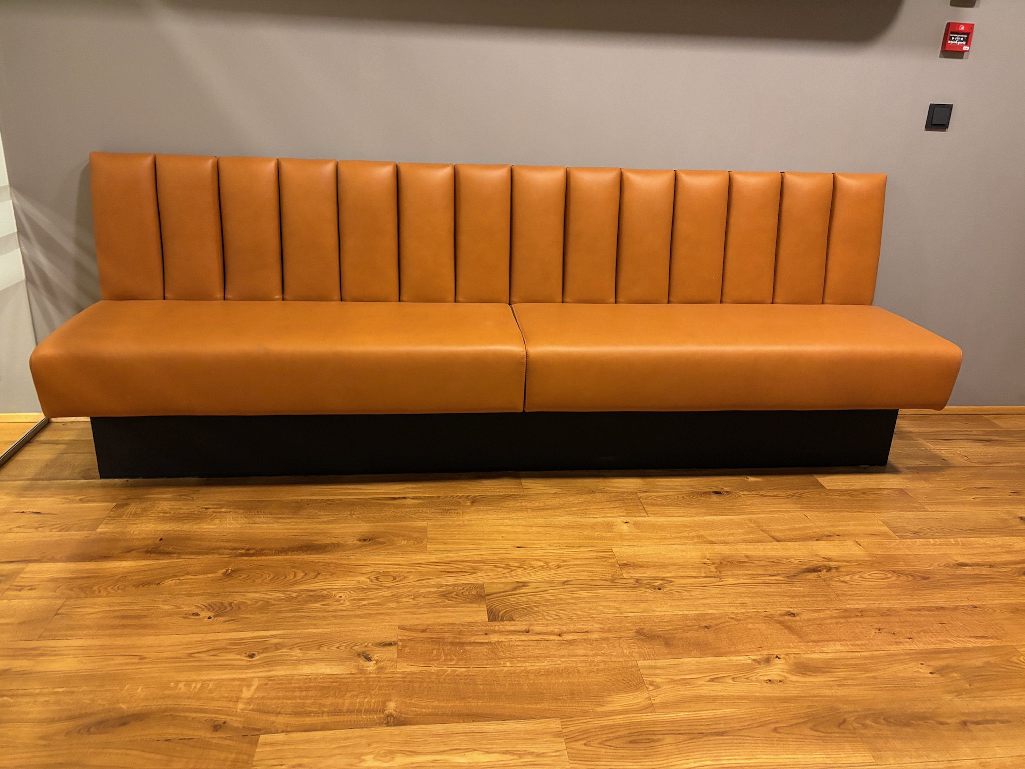 SELT / SOLD Lounge sófi frá Haf Studio, B260xD63 sm. 3