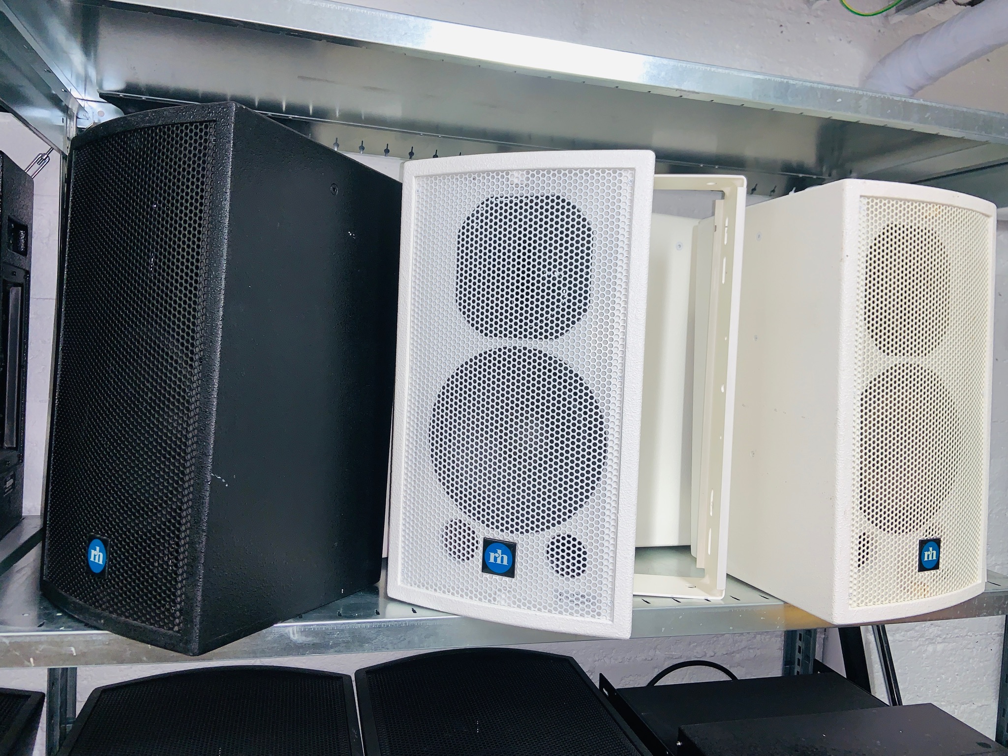 SELT / SOLD- Renkus-Heinz CFX81 Powered Speaker Pf1-200 (Par) 3