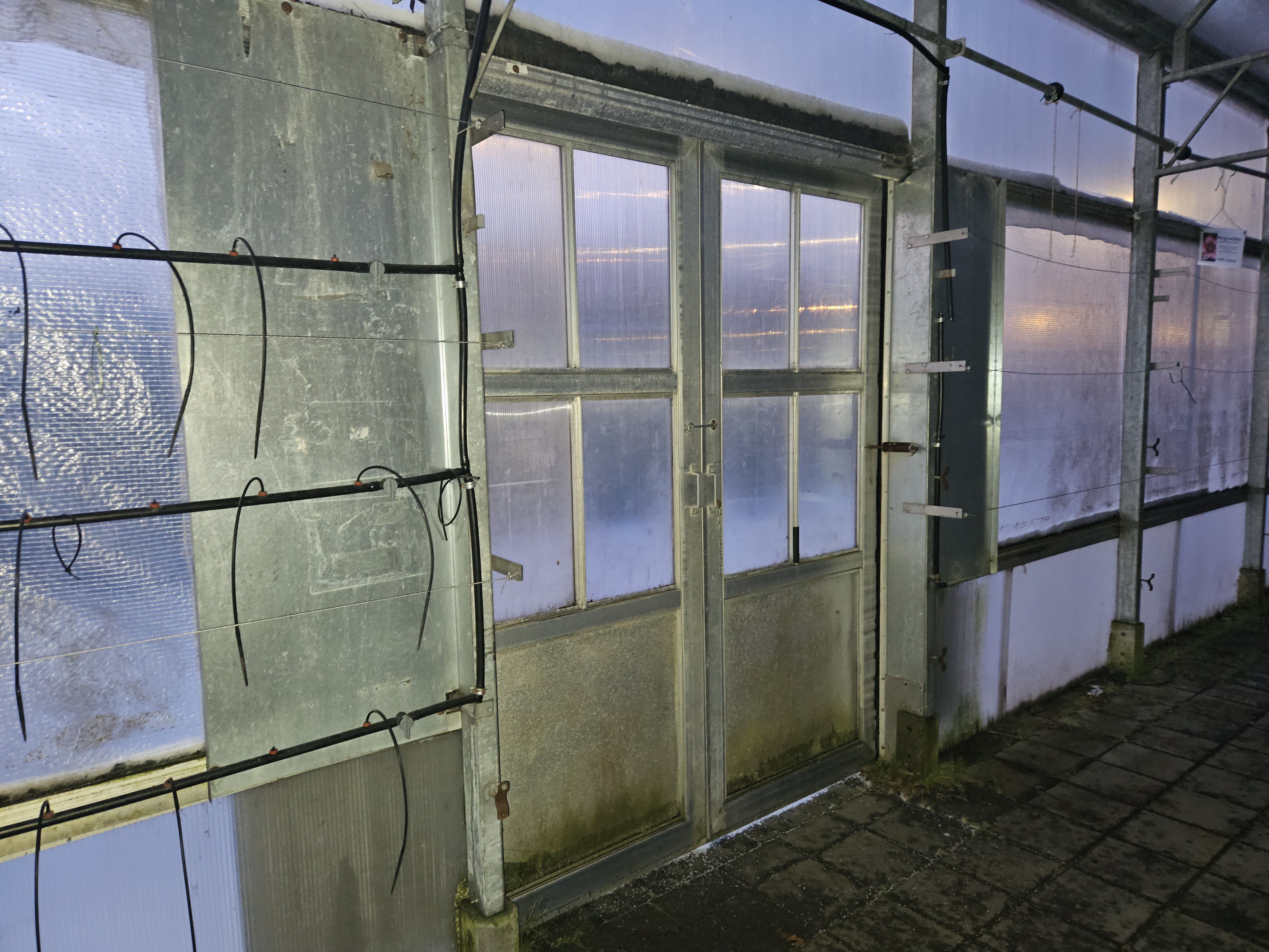 SELT / SOLD - Vetrargarður - gróðurhús - stálgrindargarður 480 fm. 8