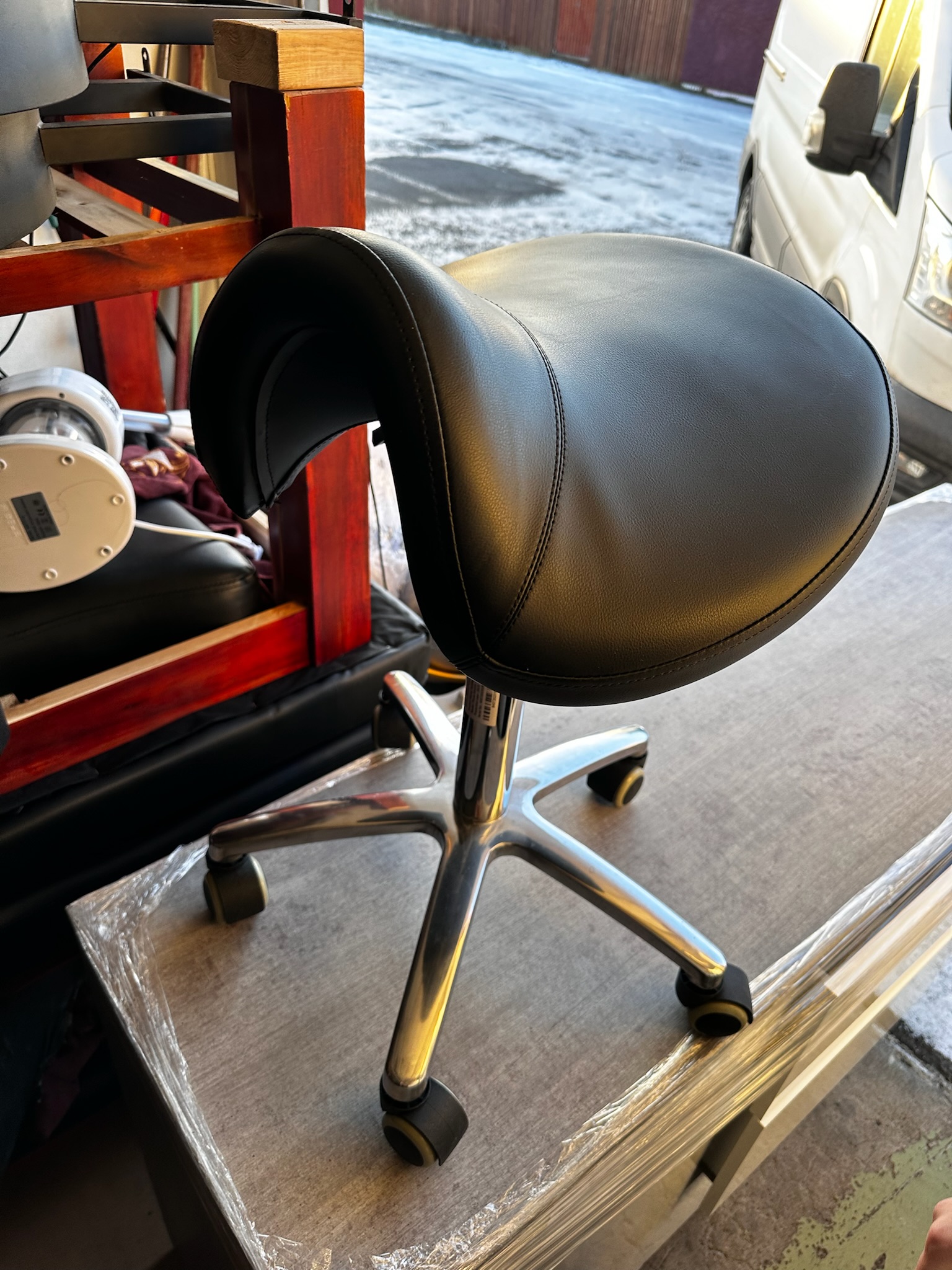 Maiwell fótsnyrtingastóll og hnakkstóll / Pedicure chair (4 stk.) 4