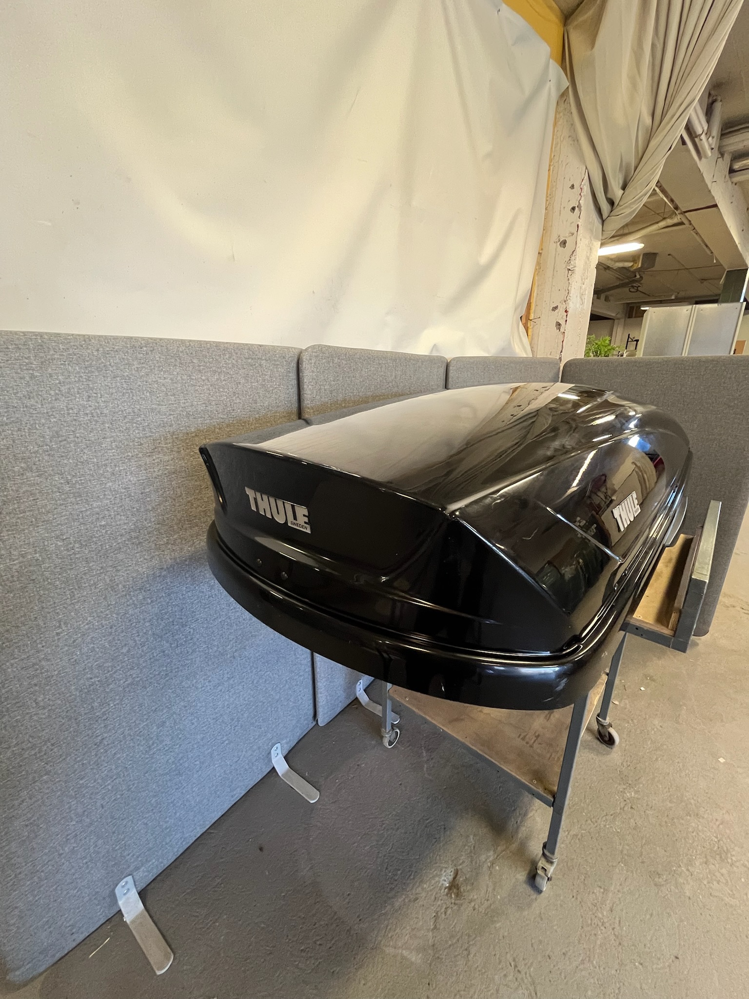 SELT / SOLD - Thule ferðabox XL motion 5