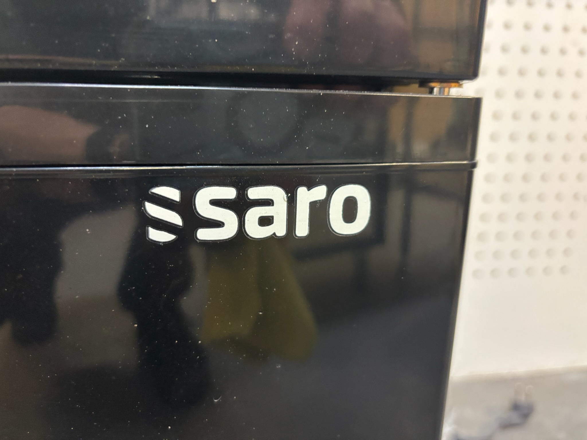 SELT / SOLD Saro glerkælir 6