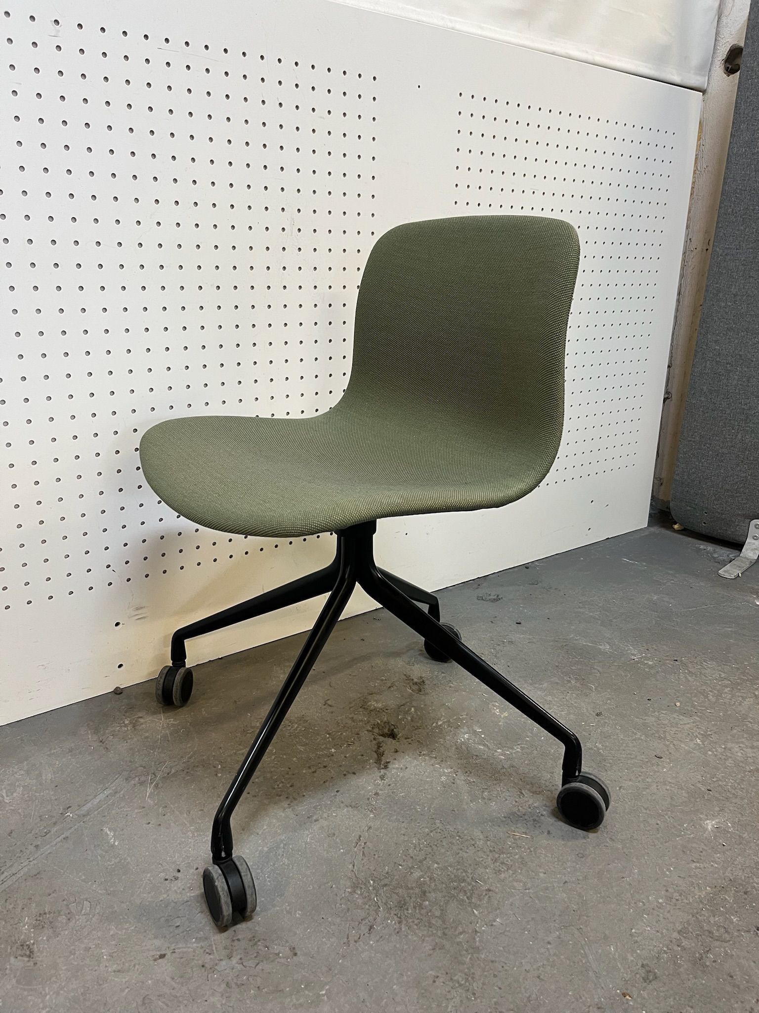 SELT / SOLD Hay hönnunarstóll frá Epal 2