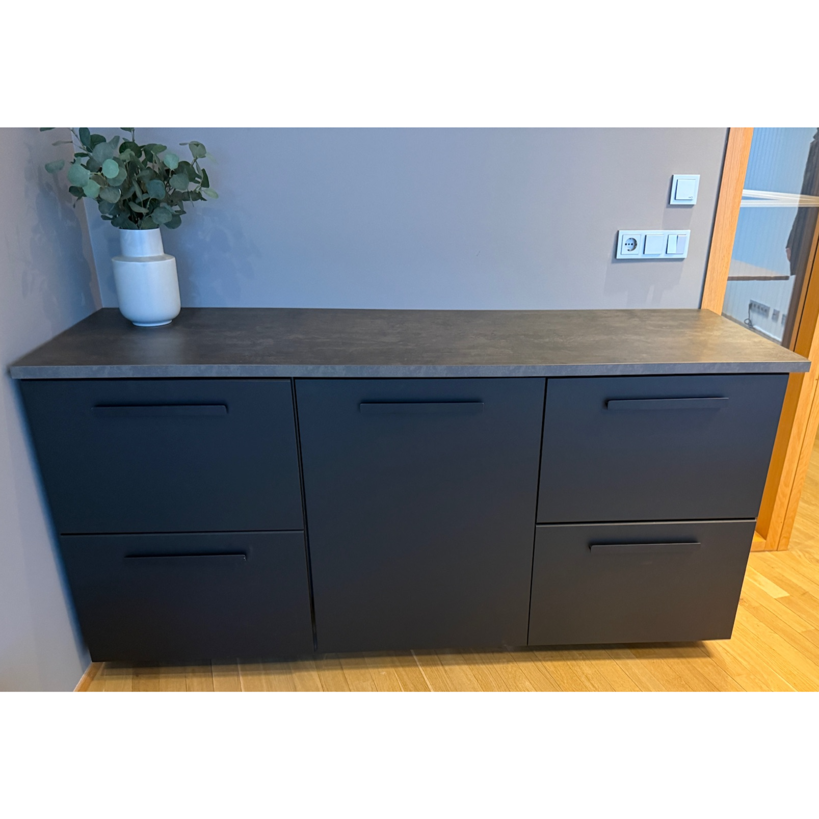 SELT / SOLD IKEA innrétting með kæliskáp, B186xD64sm. 2