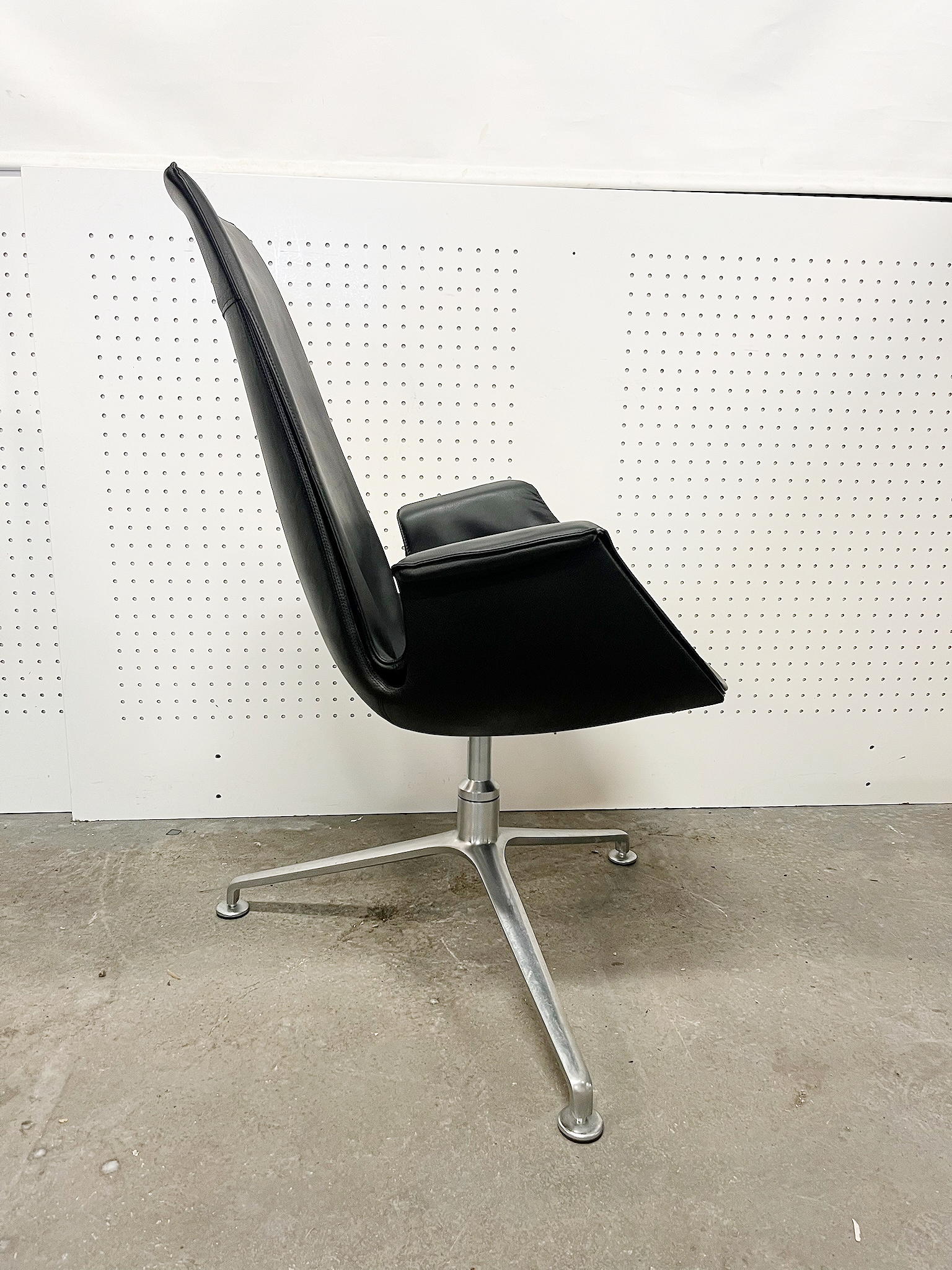 SELT / SOLD Walter Knoll hægindastóll á snúningsfæti 3