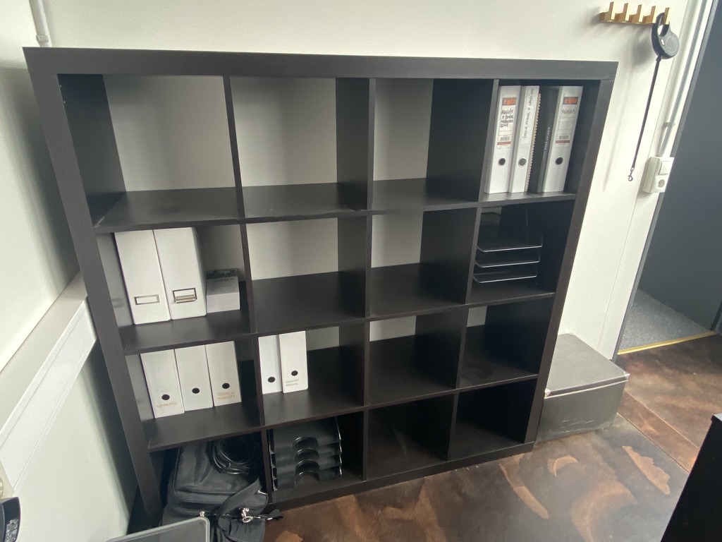 SELT / SOLD - IKEA Kallax hirslur (1 stk.) 2