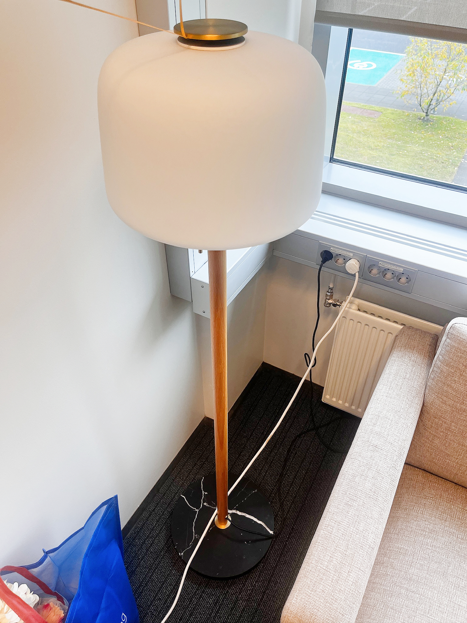 SELT / SOLD IKEA gólflamp, H150 x Ø30 sm.