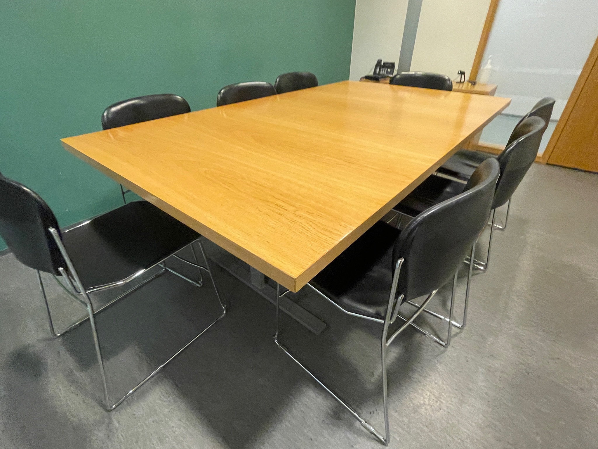SELT / SOLD Fundarborð 8-10 manna, L210 x B120 sm. 7