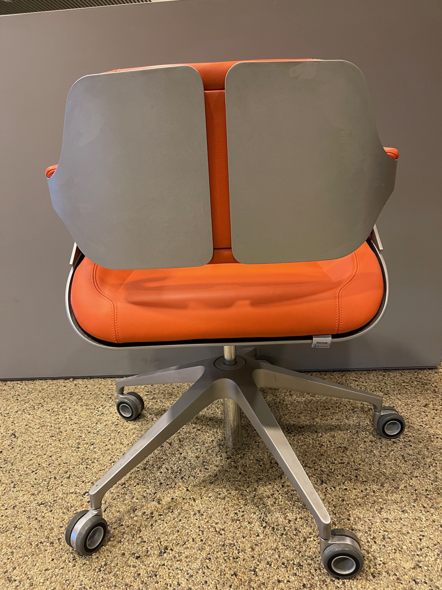 SELT / SOLD Einstakir Interstuhl fundarstólar frá Pennanum (5 stk.) 6