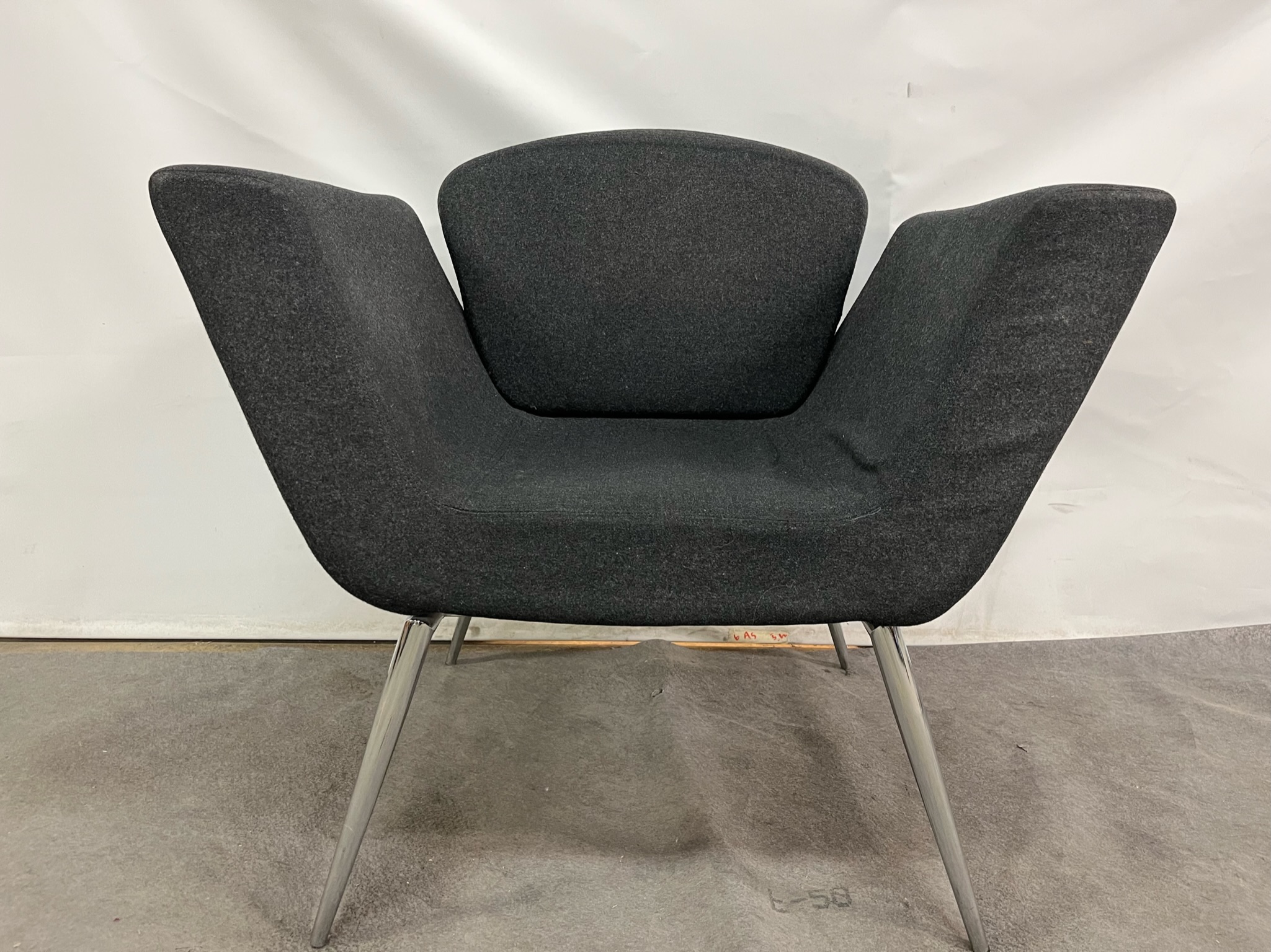 SELT / SOLD Dímon hönnunarstóll, Íslensk hönnun 2