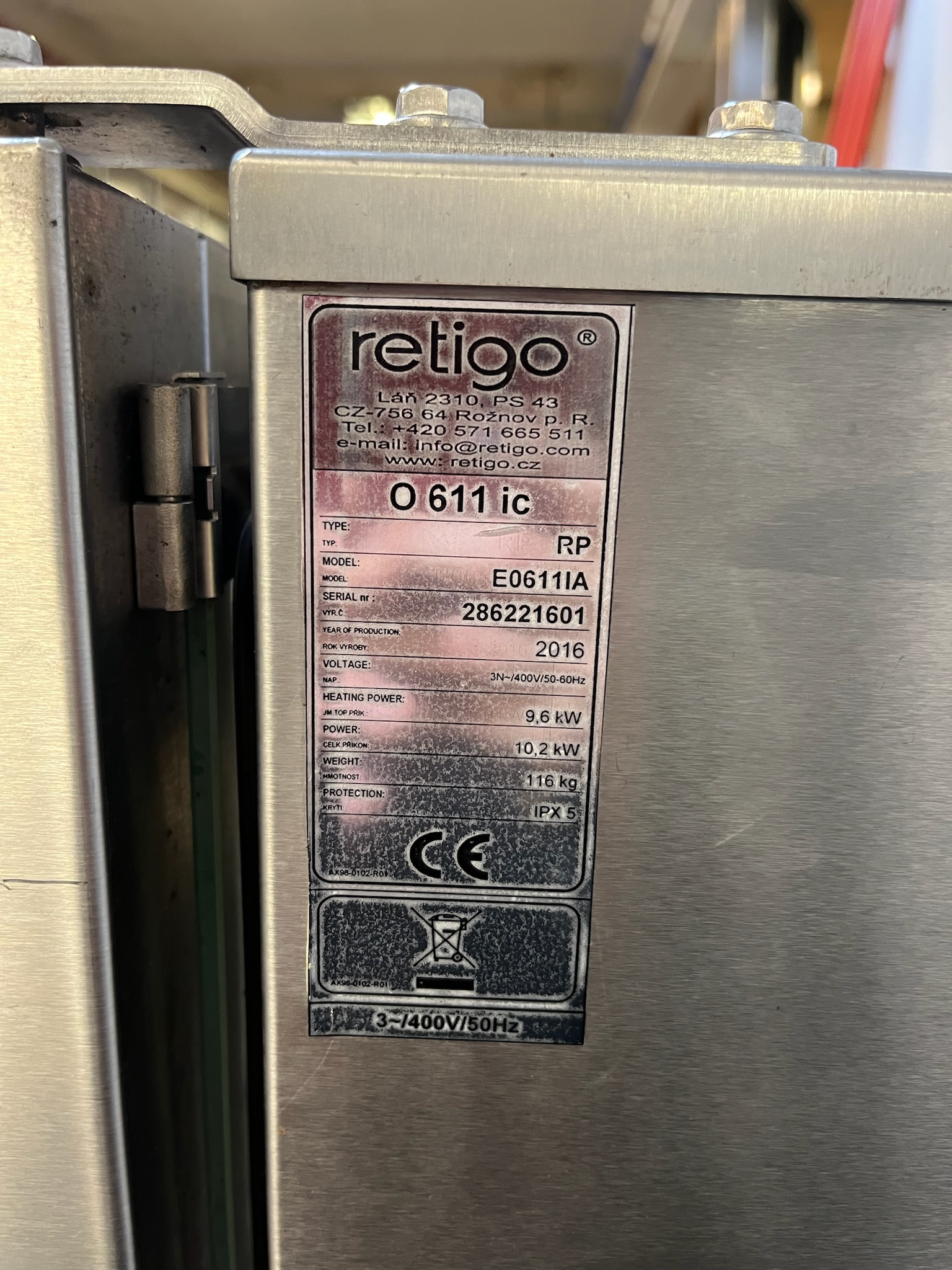 SELT / SOLD Retigo gufuofn á ofnstandi frá ProGastro, 6 skúffur 8