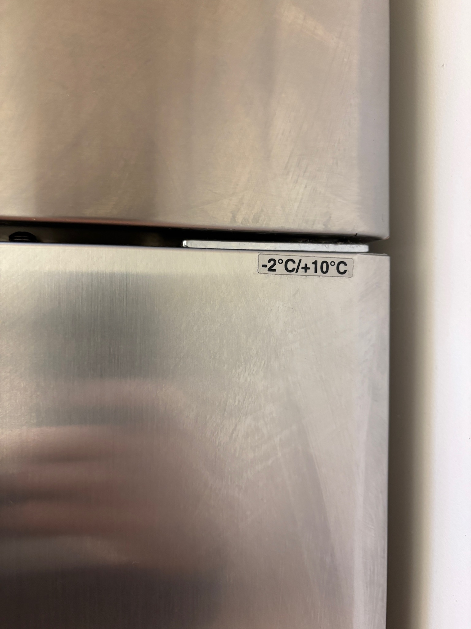 SELT / SOLD Zanussi kæliskápur 7