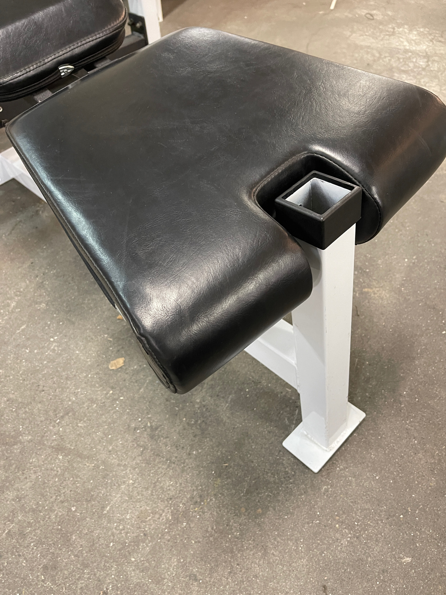 Selt - York Fitness lyftingabekkur 9