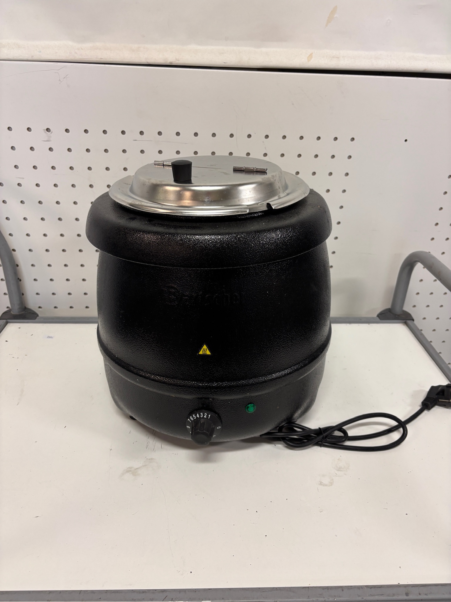 SELT / SOLD Bartscher súpupottur frá BVT, 9L