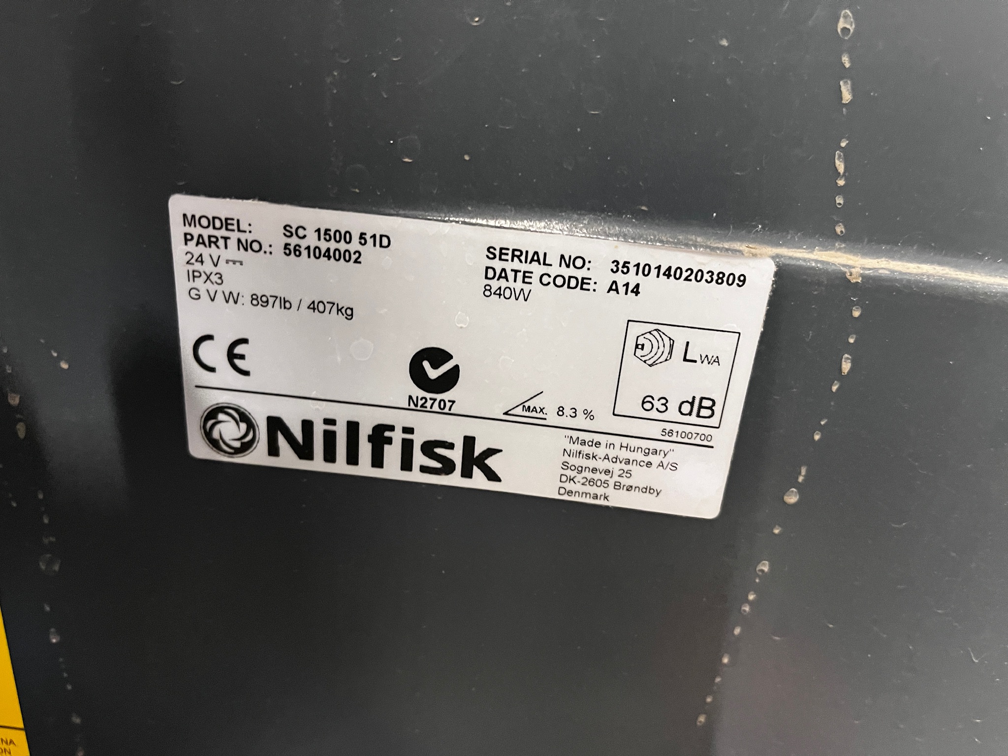 SELT / SOLD Nilfisk skúringavél SC1500 11
