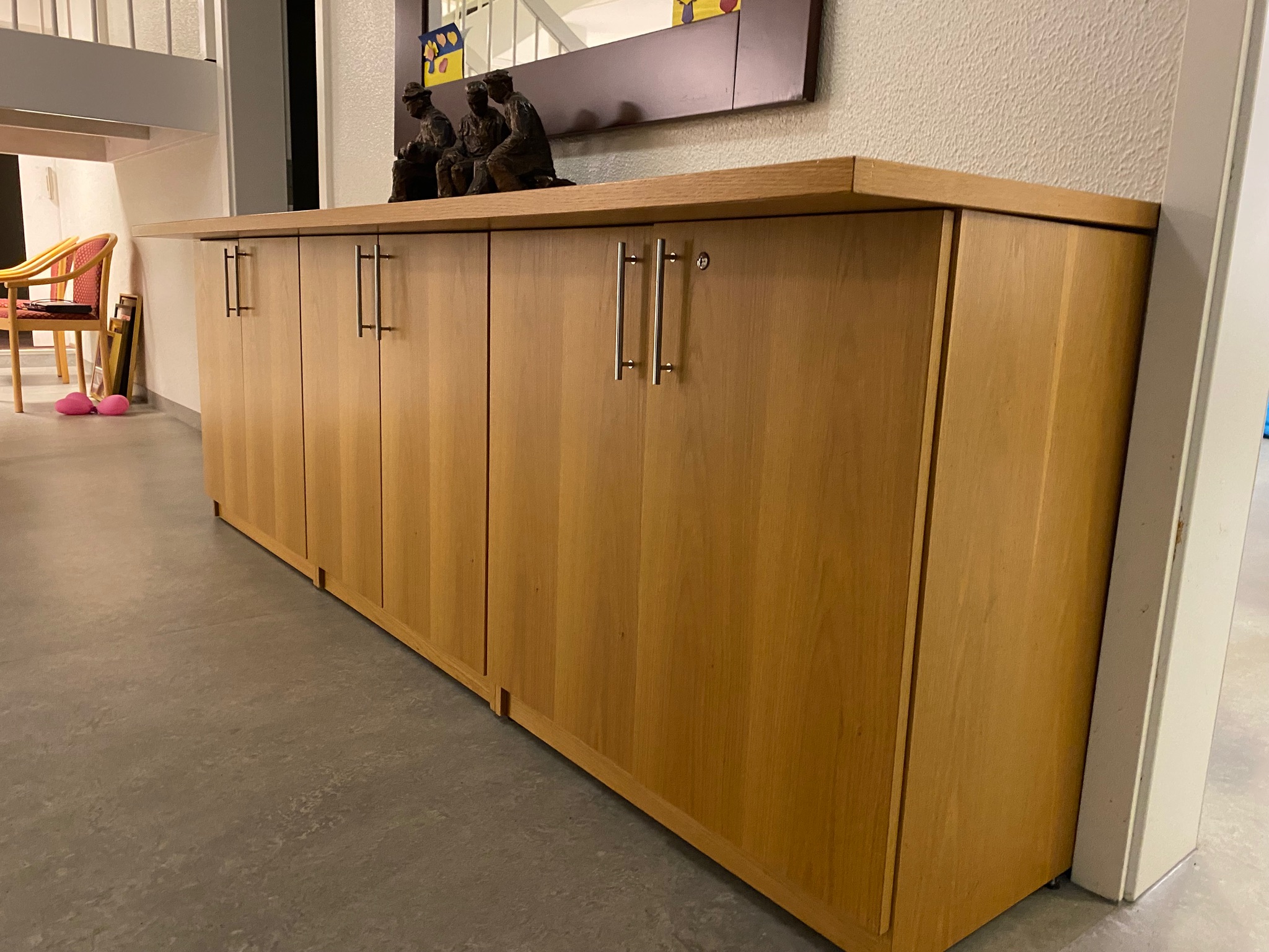 SELT / SOLD Skenkur, B242 x D55 x H84 sm.
