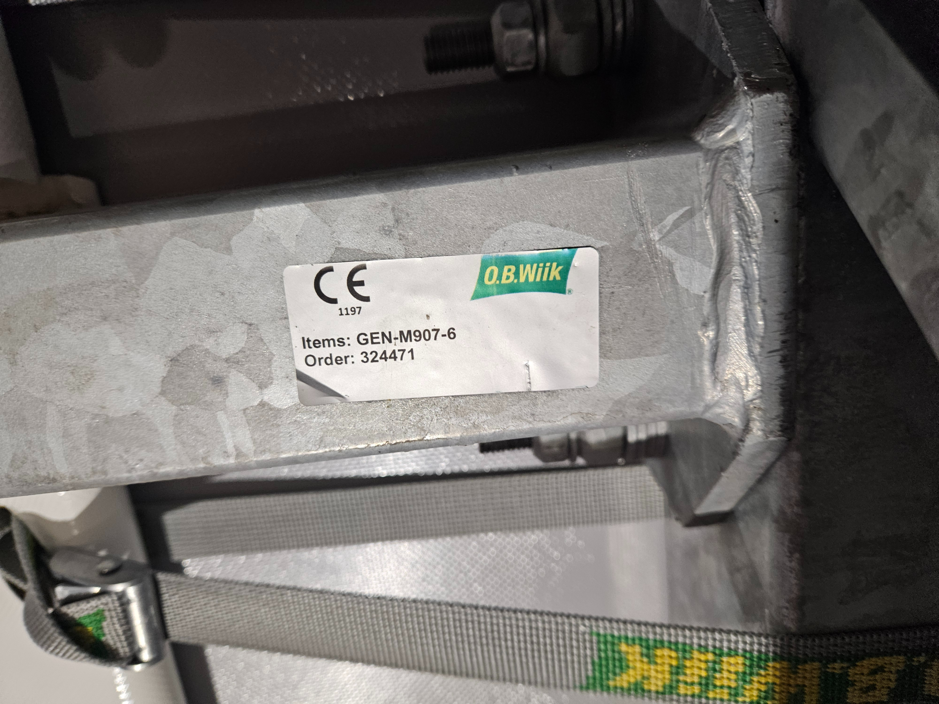 Dúkskemma frá O. B. Wiik 14