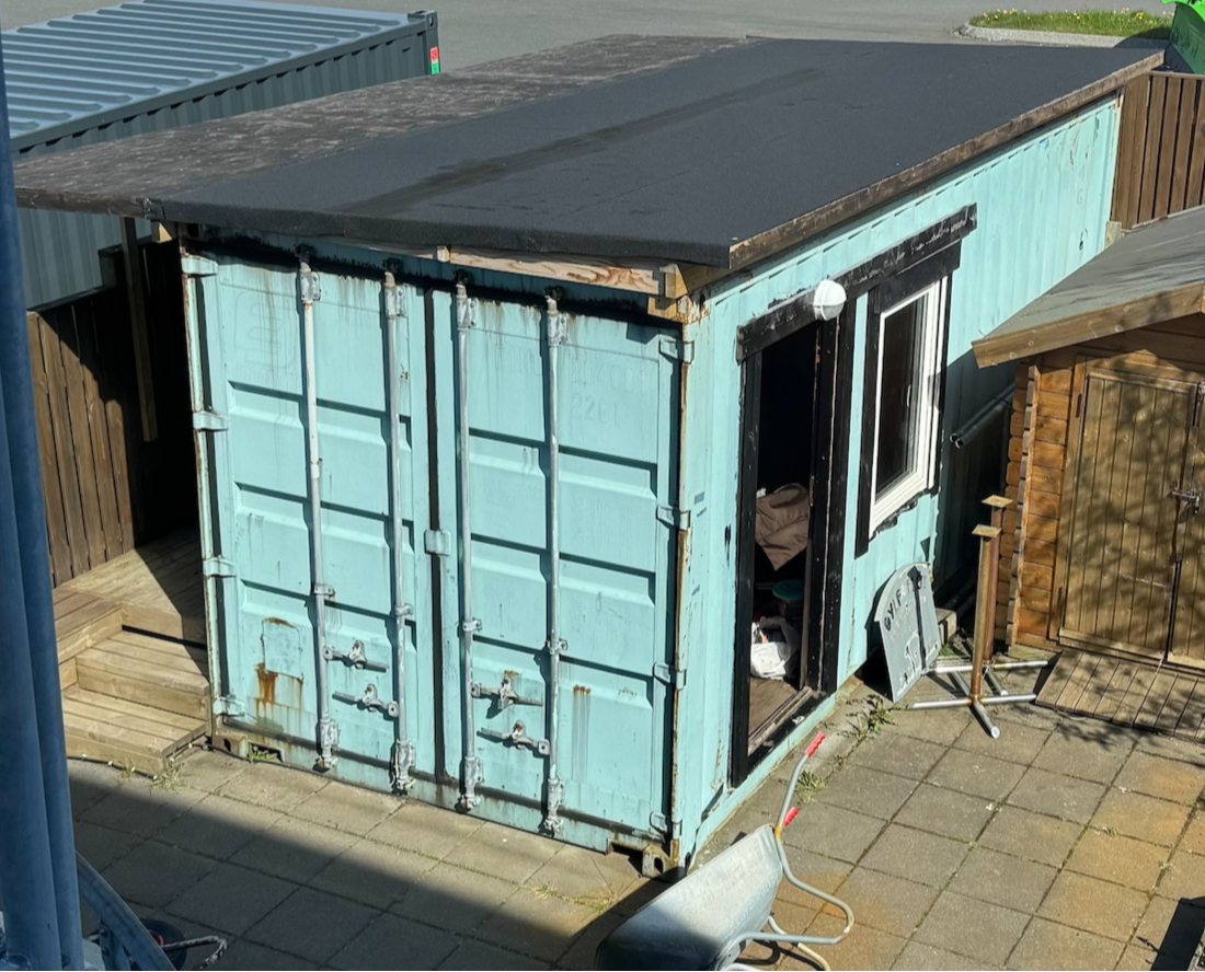 SELT / SOLD - Gámur 20 fet. - geymslugámur - hobbygámur - kaffiskúr