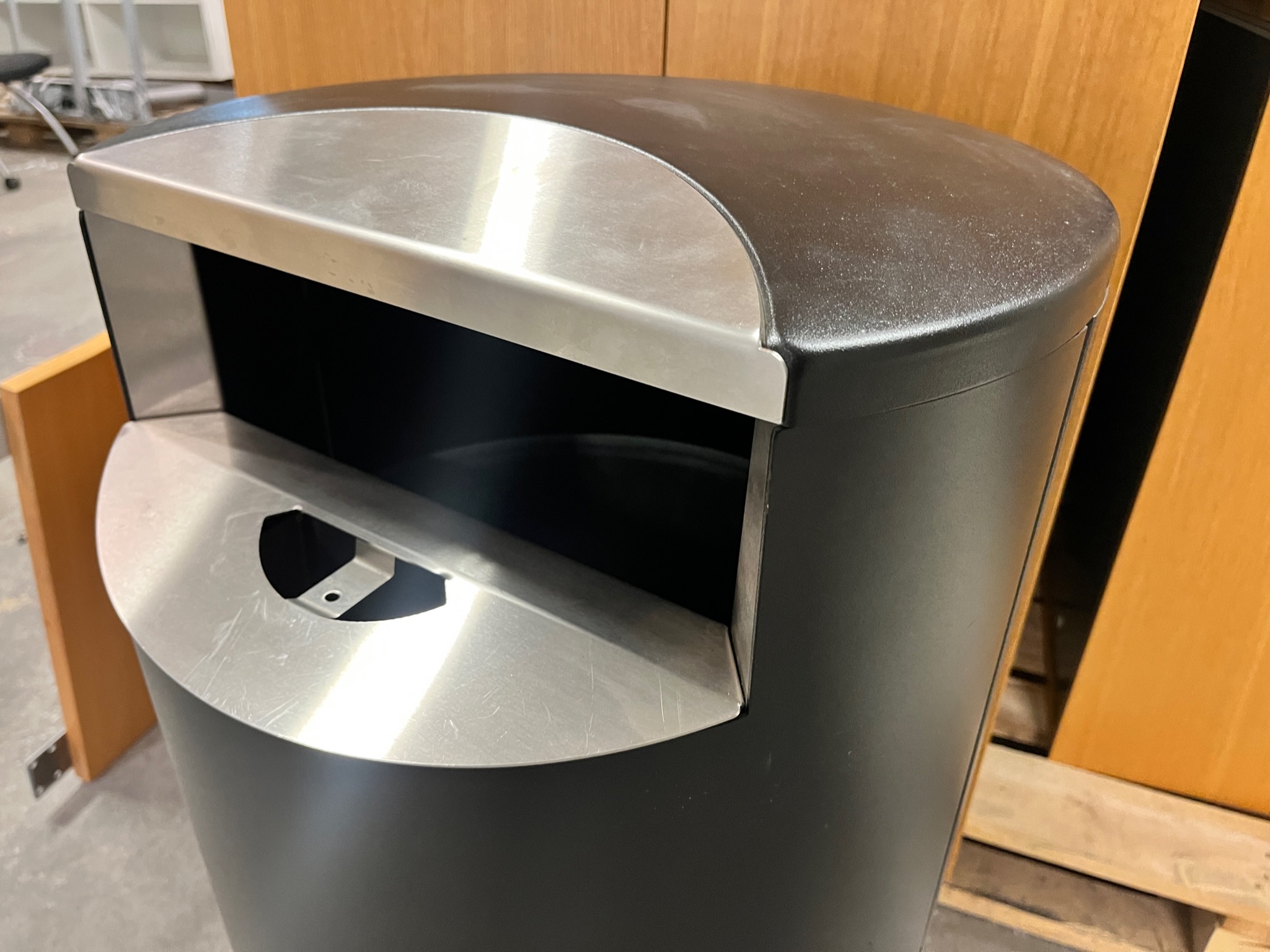 SELT / SOLD Finbin rusl (Útitunna) ónotuð - 100L 3