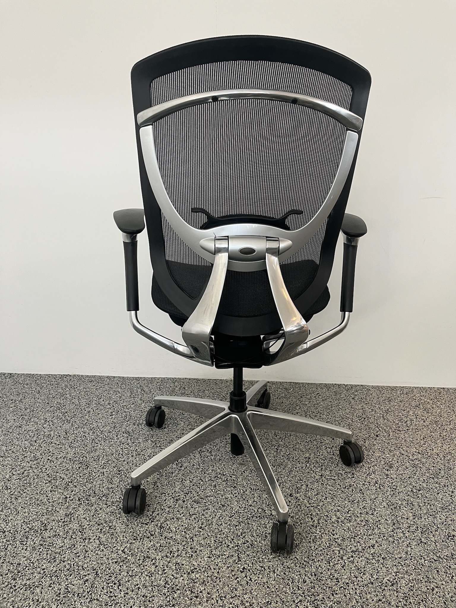 SELT / SOLD Max skrifborðsstóll frá Axis 4