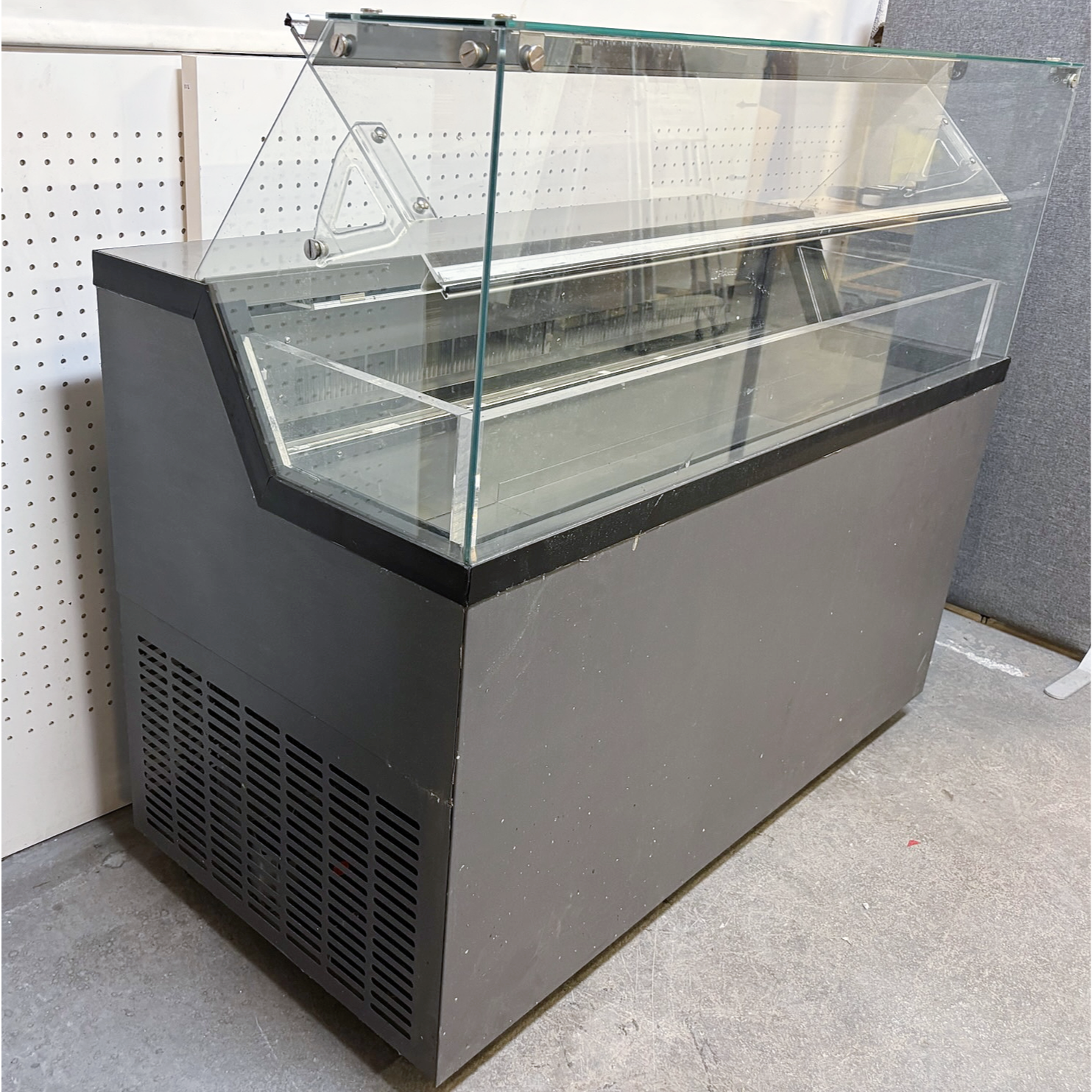 SELT / SOLD Tefcold frystiborð fyrir kúluís frá Kælitækni, B119sm. 2