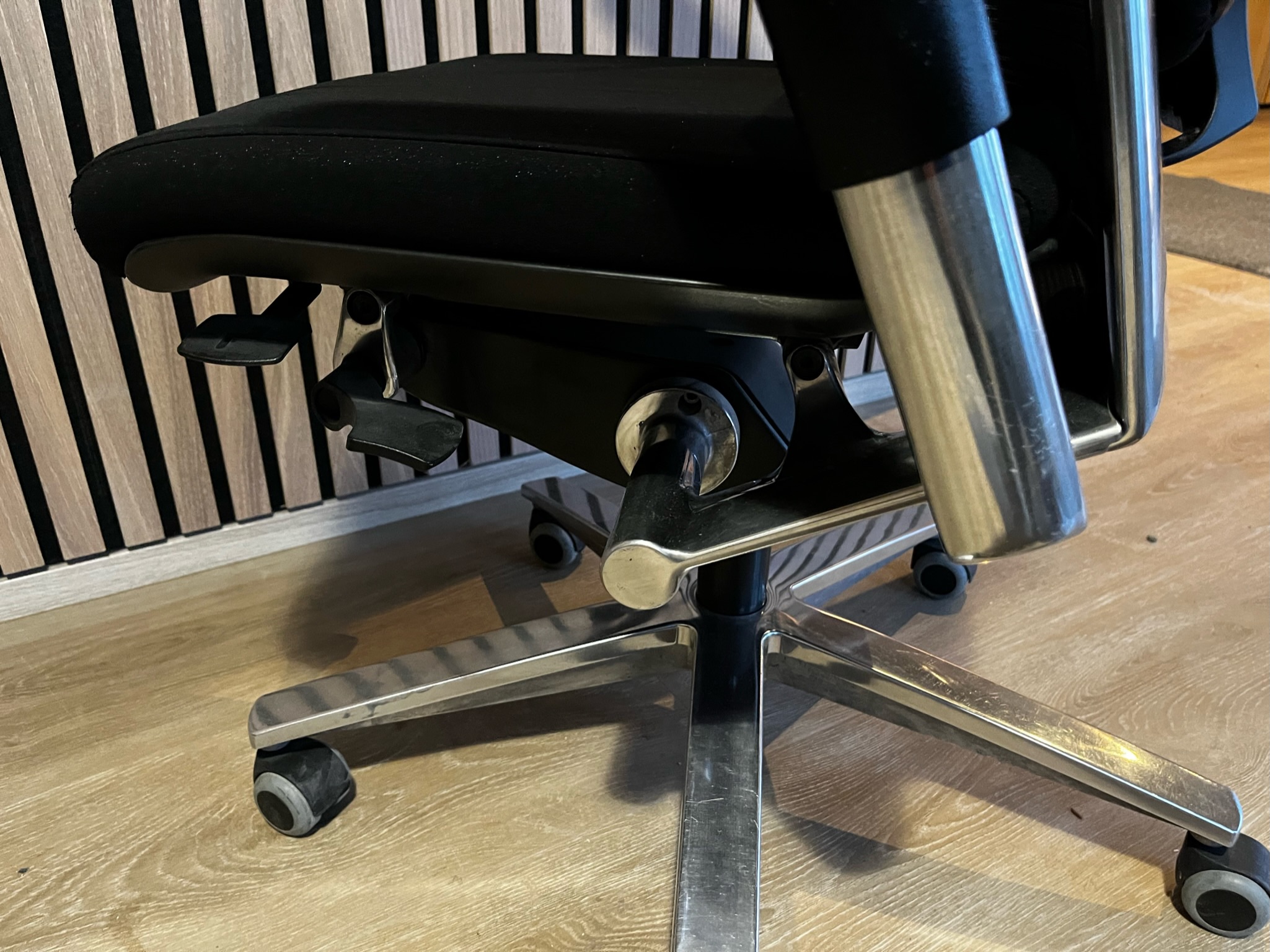 SELT / SOLD Skrifstofustóll 6