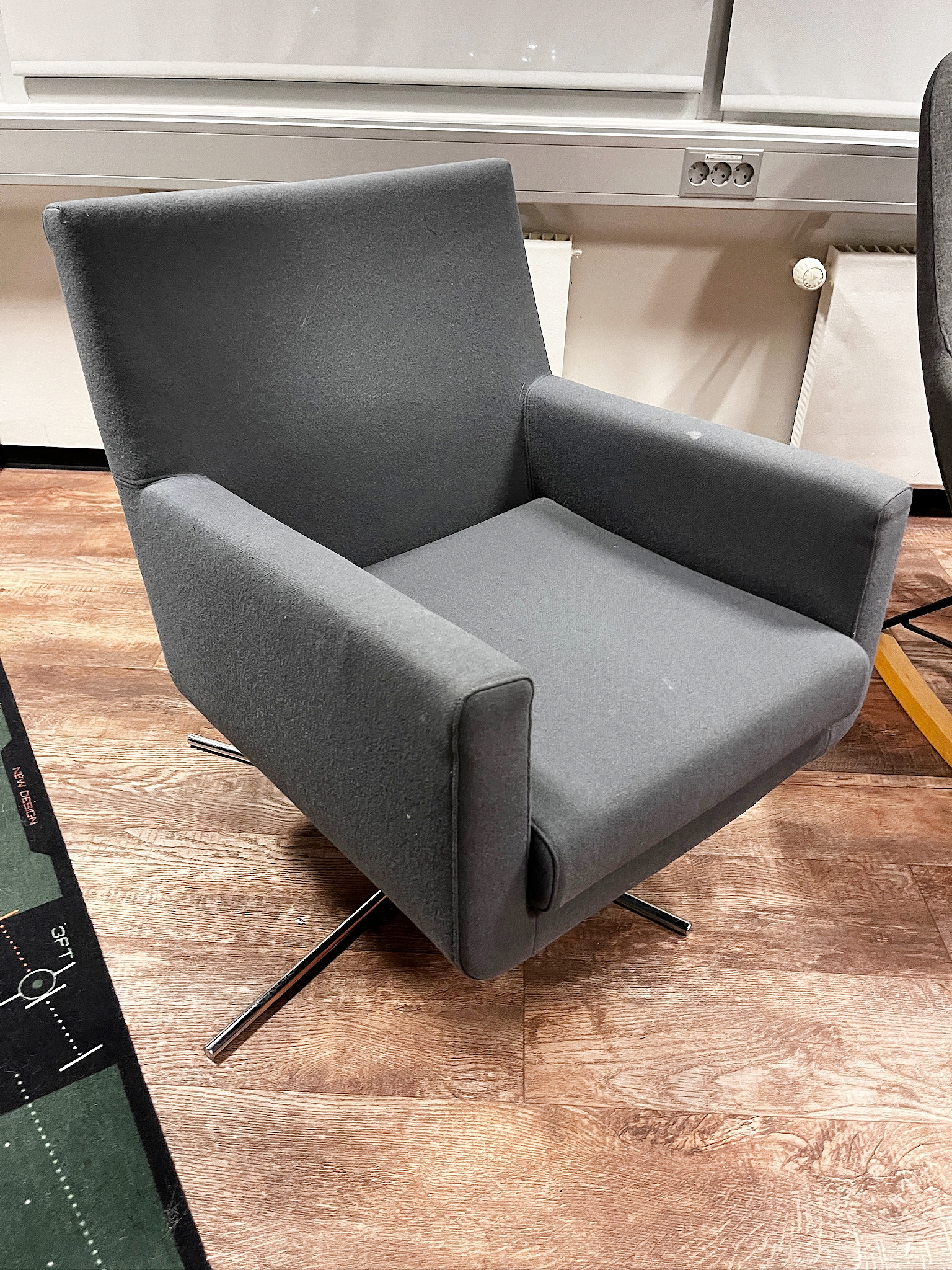 SELT / SOLD Sancal snúningsstóll frá Módern - 3 litir 2