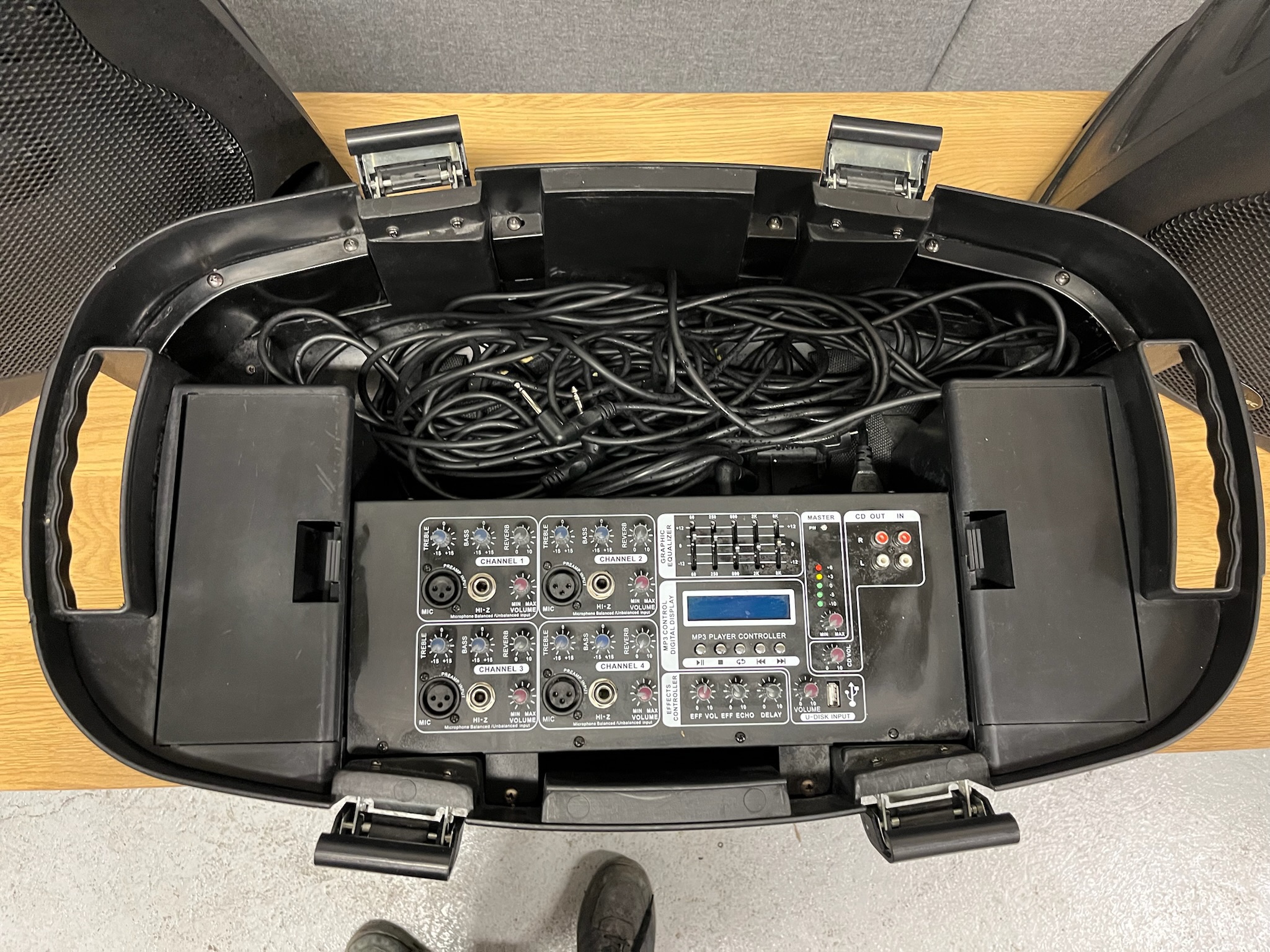 SELT / SOLD Skytec hljóðkerfi - mixer 5