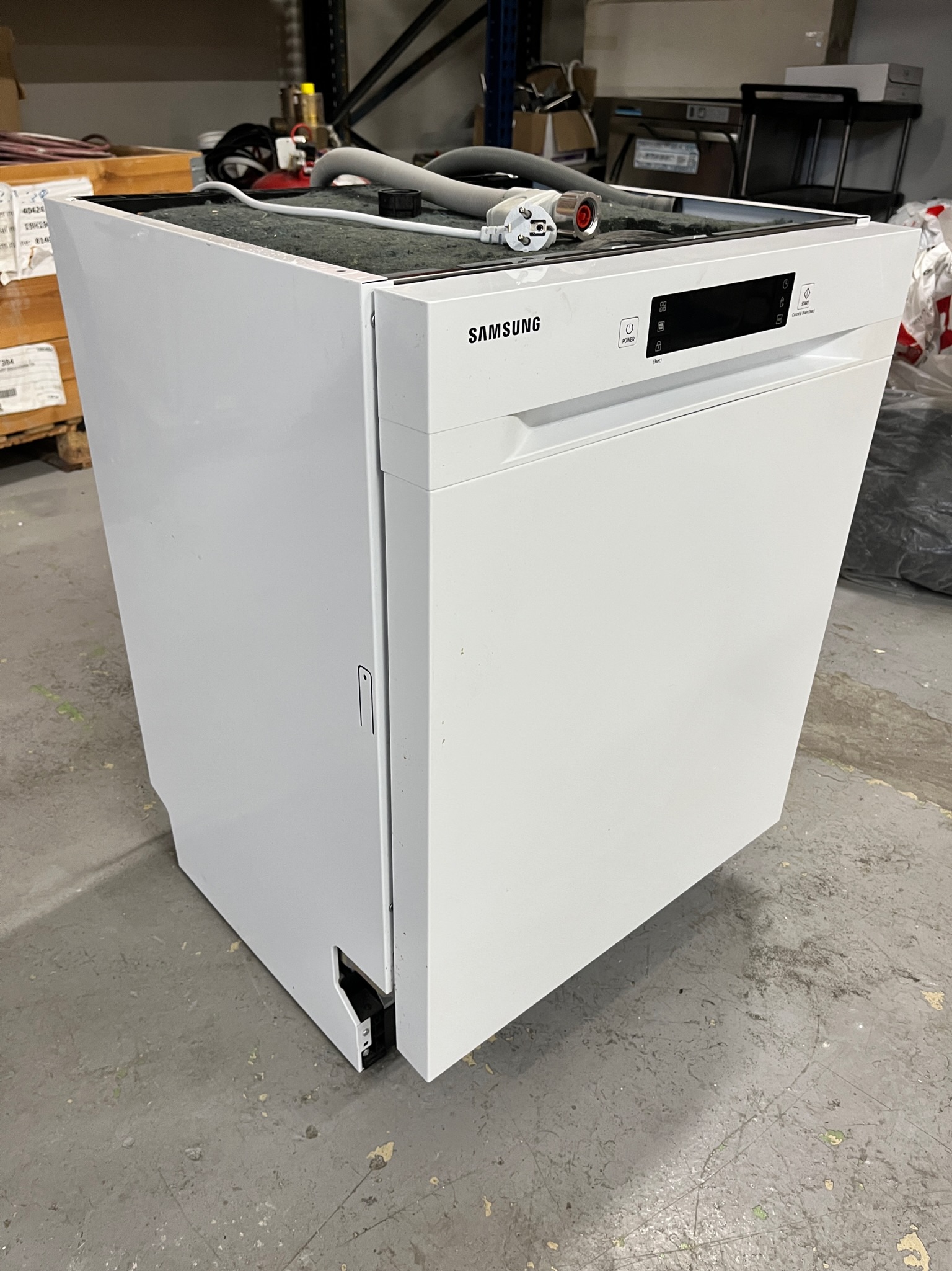 SELT / SOLD Nýleg Samsung uppþvottavél 60 sm 2