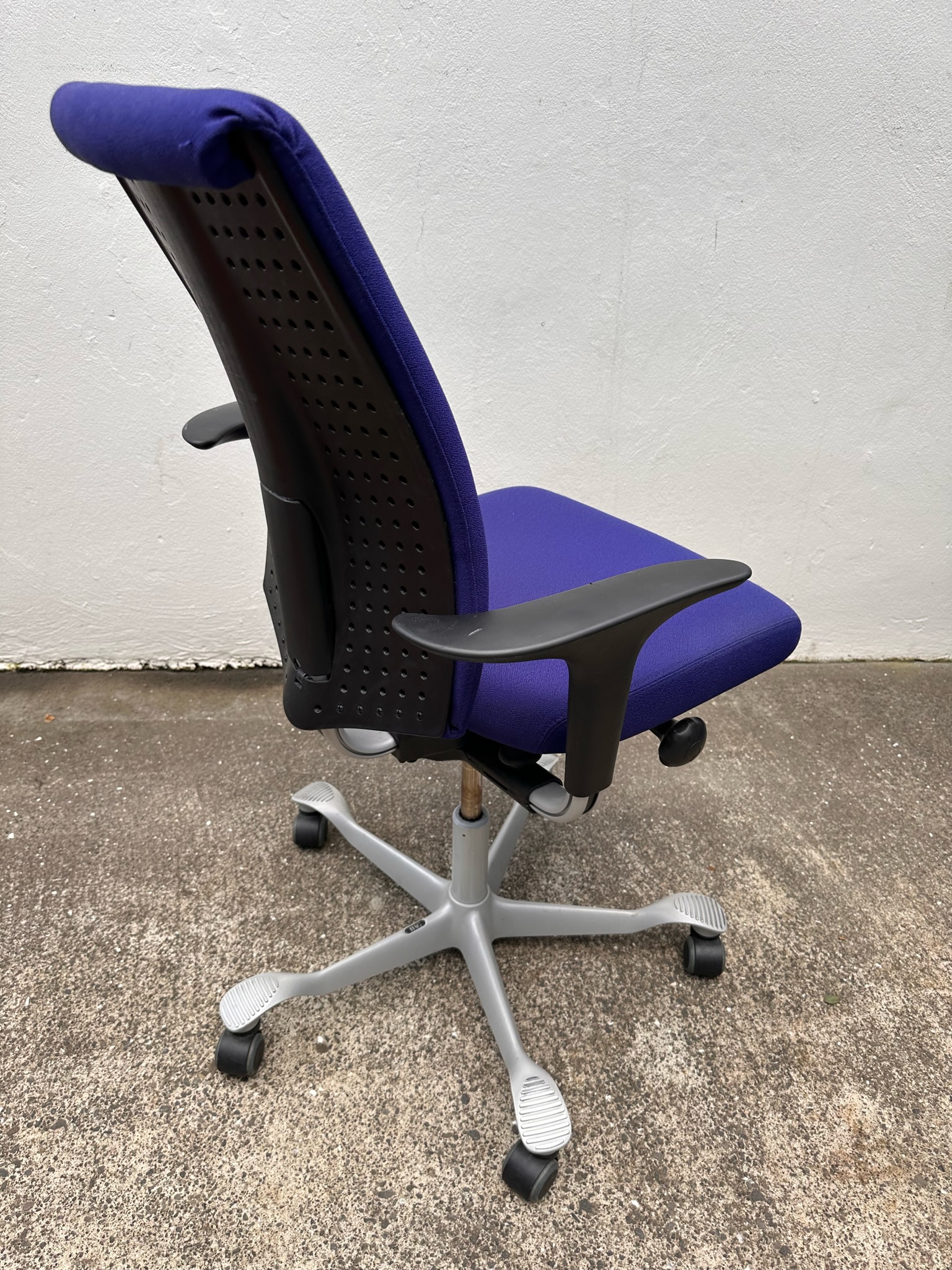 SELT / SOLD - Håg H05 CR skrifstofustóll frá EG skrifstofuhúsgögn 2