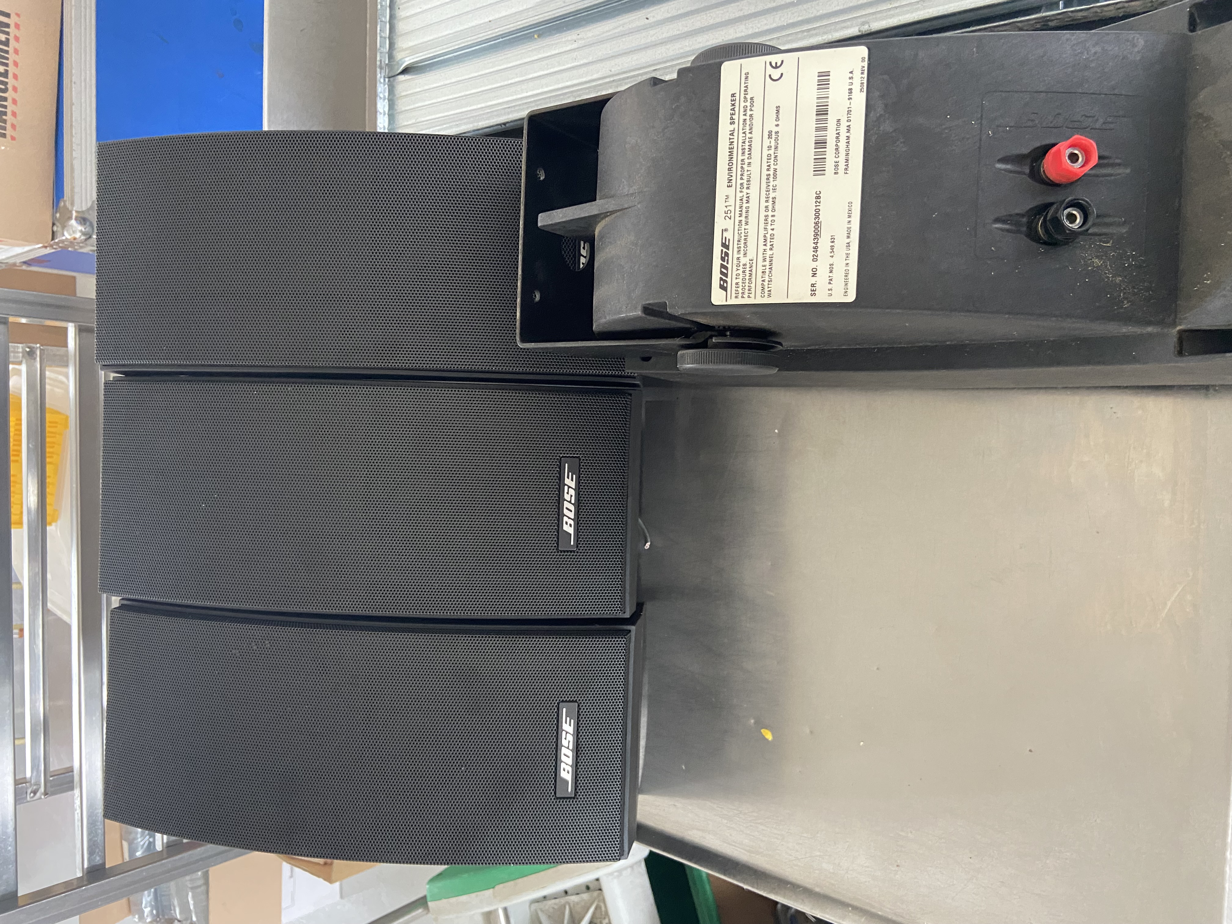 SELT / SOLD BOSE hljómkerfi - 6 hátalarar - 2 bassabox 4