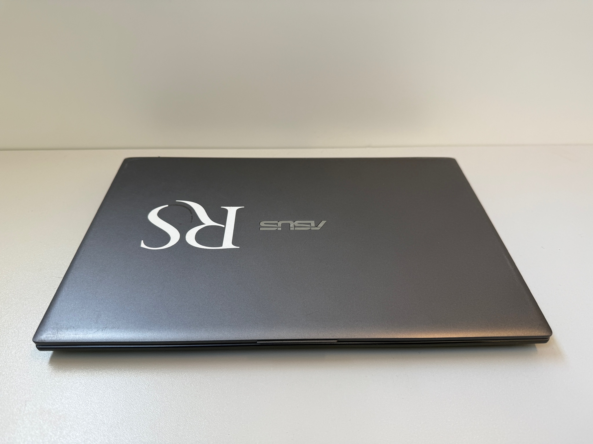 SELT / SOLD Asus VivoBook fartölva 2