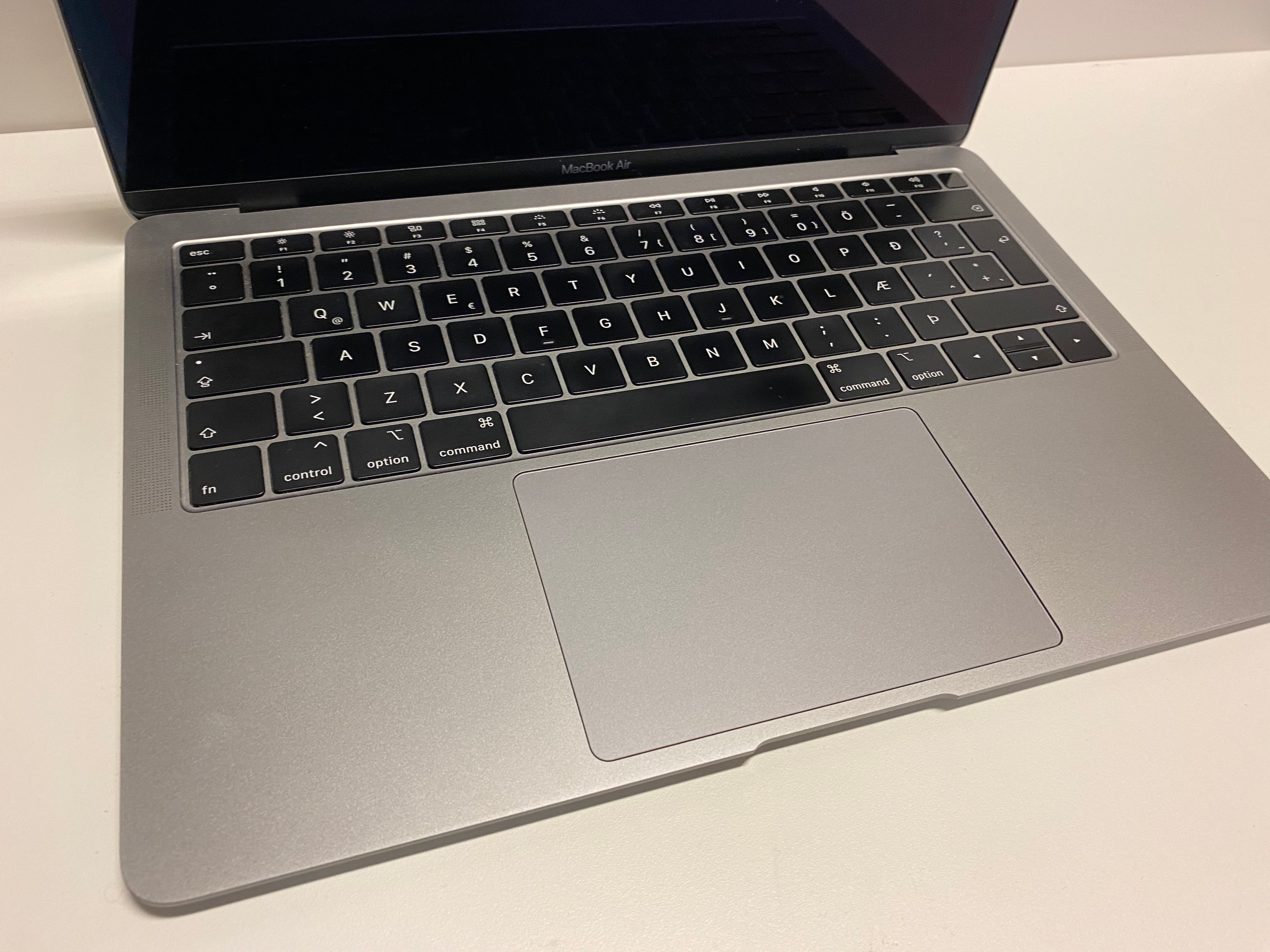 SELT / SOLD Apple MacBook Air, 13'' 3