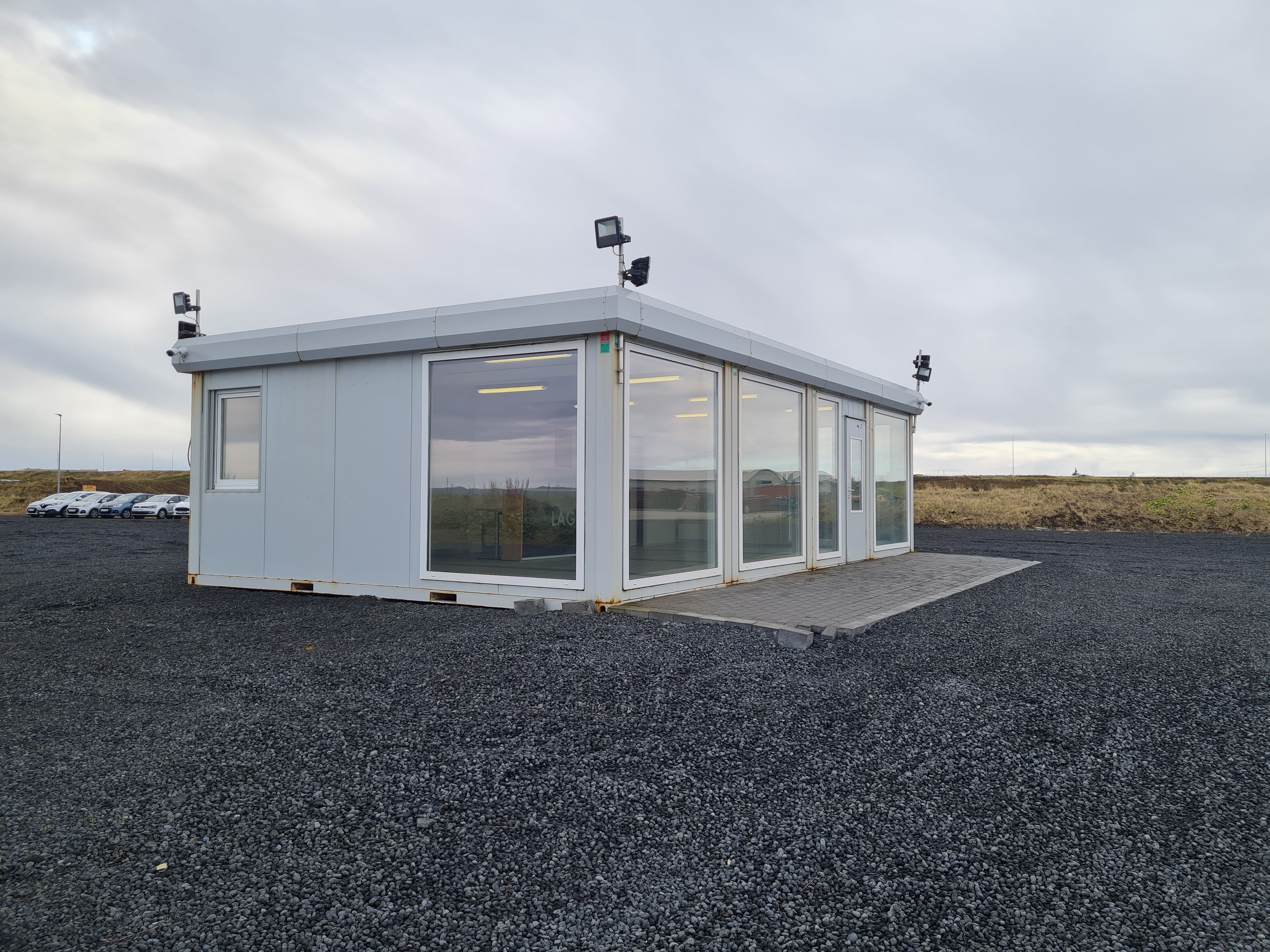 Vönduð gámahús fyrir t.d. móttöku ferðamanna eða afþreyingarþjónustu 2